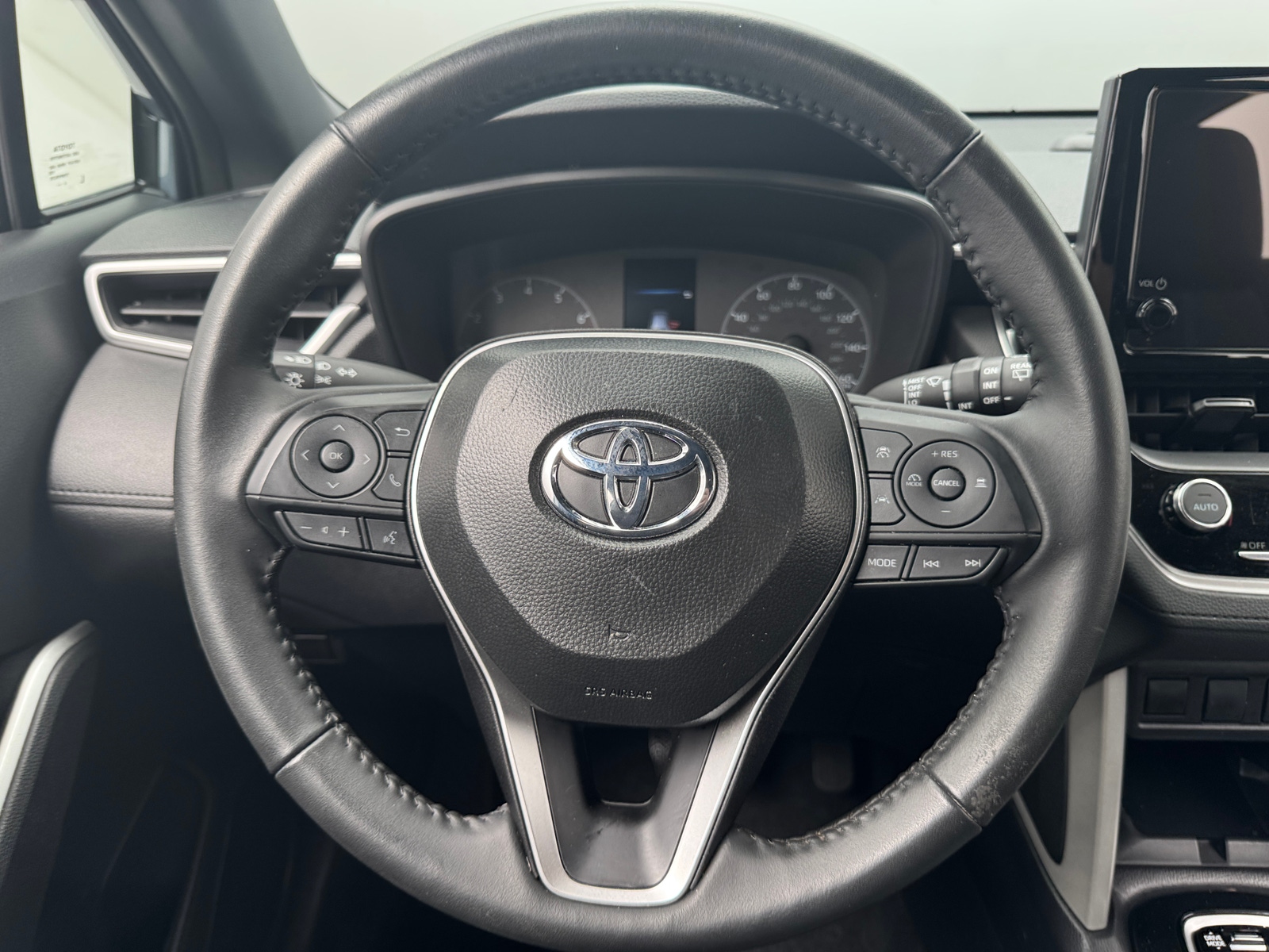 Thumbnail: 2025 Toyota Corolla Cross - 5