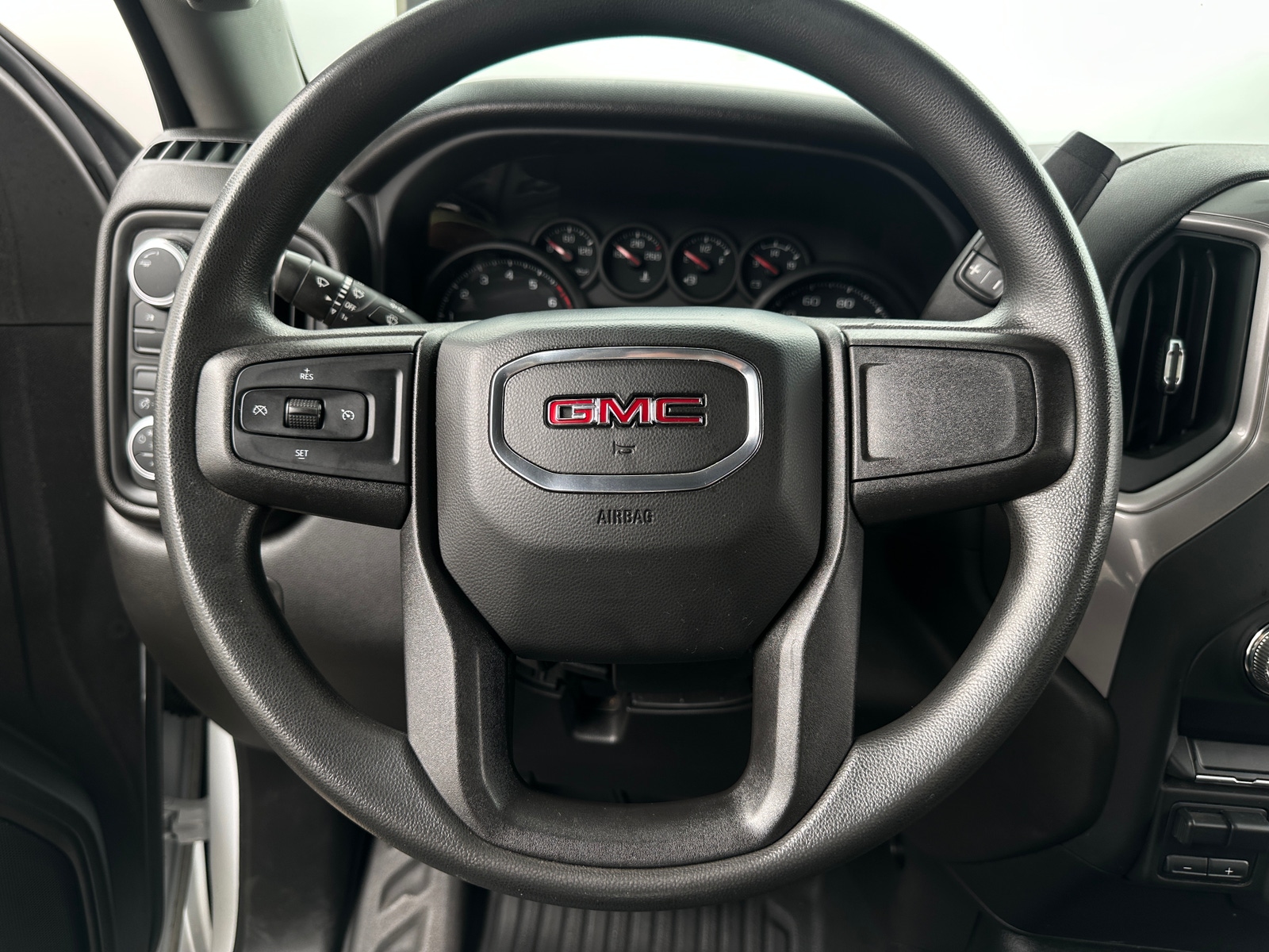 Thumbnail: 2022 GMC Sierra 2500 - 3