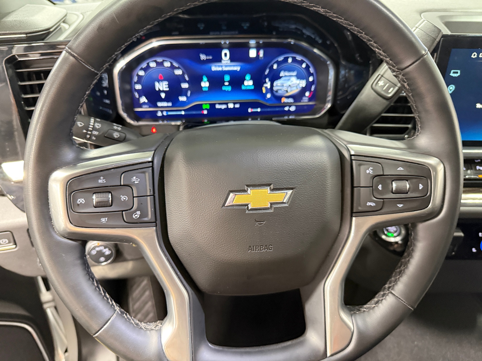Thumbnail: 2023 Chevrolet Silverado 1500 - 5
