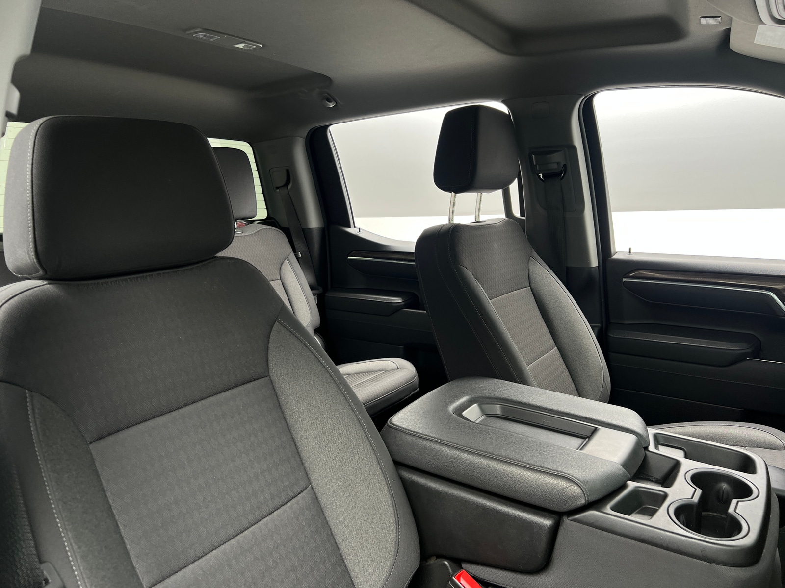 Thumbnail: 2025 Chevrolet Silverado 1500 - 2