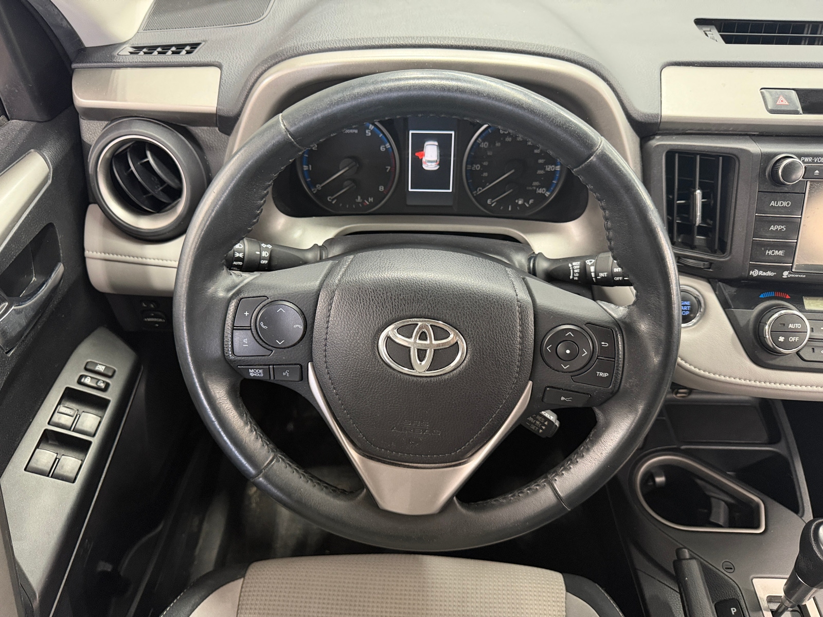 Thumbnail: 2017 Toyota RAV4 - 5