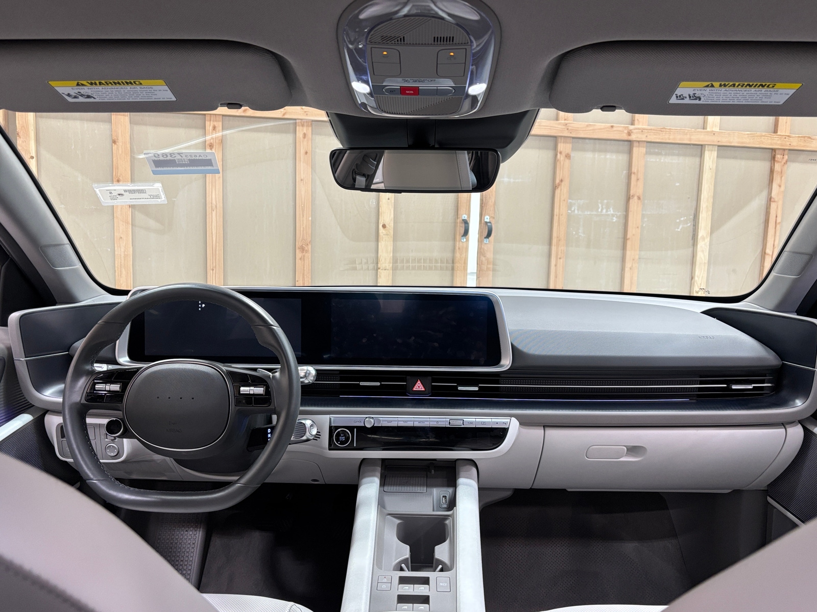 Thumbnail: 2023 Hyundai Ioniq 6 - 2