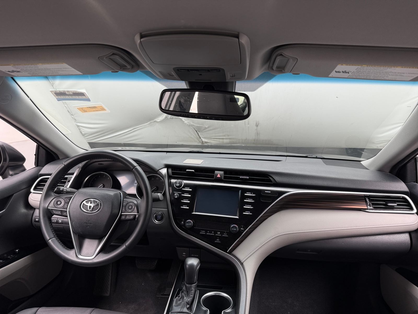 Thumbnail: 2018 Toyota Camry - 3