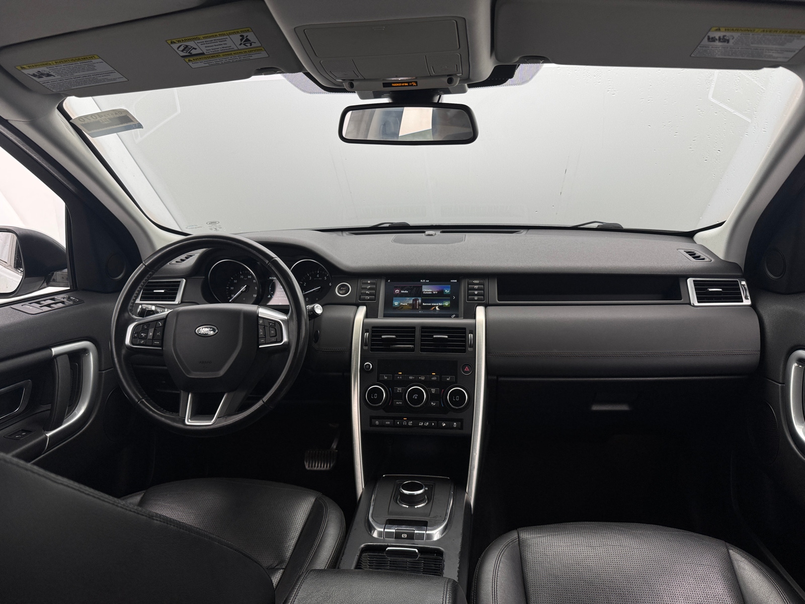 Thumbnail: 2019 Land Rover Discovery Sport - 2