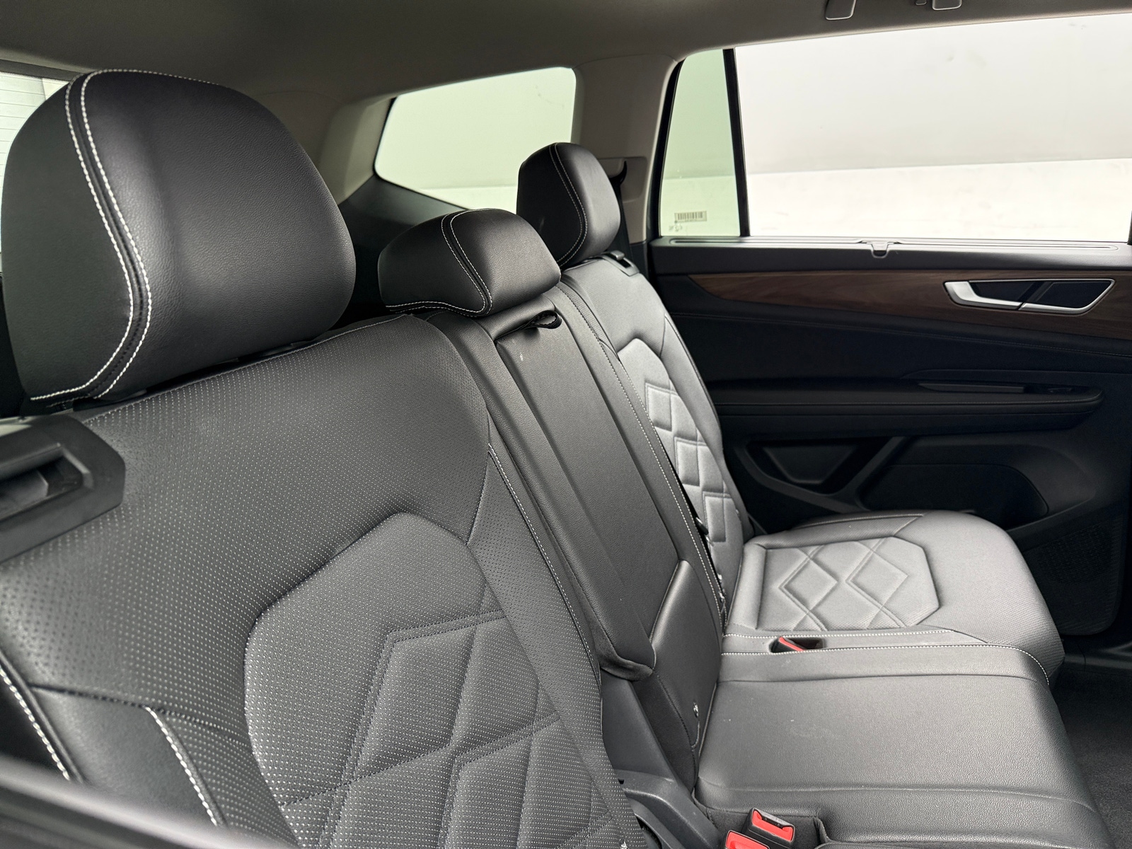 Thumbnail: 2025 Volkswagen Atlas - 6