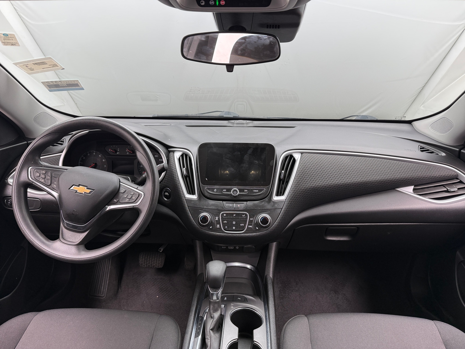 Thumbnail: 2023 Chevrolet Malibu - 3
