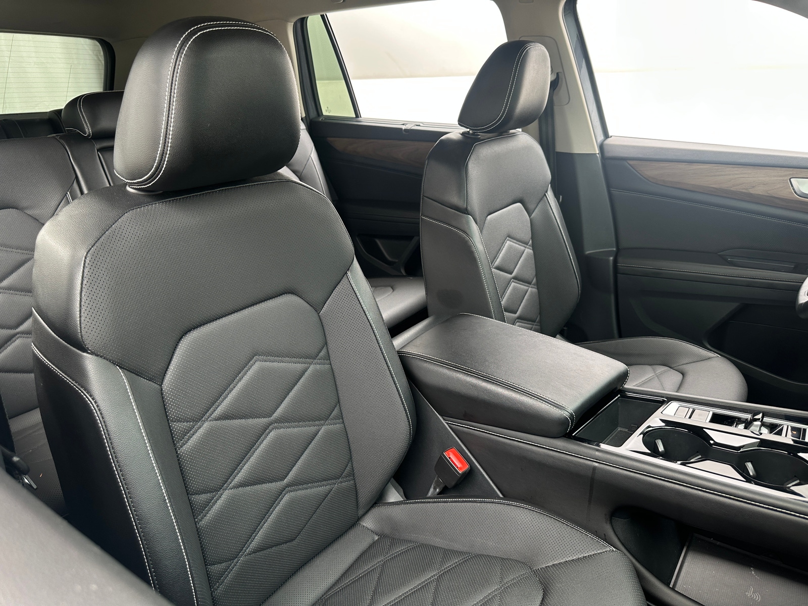Thumbnail: 2024 Volkswagen Atlas - 2