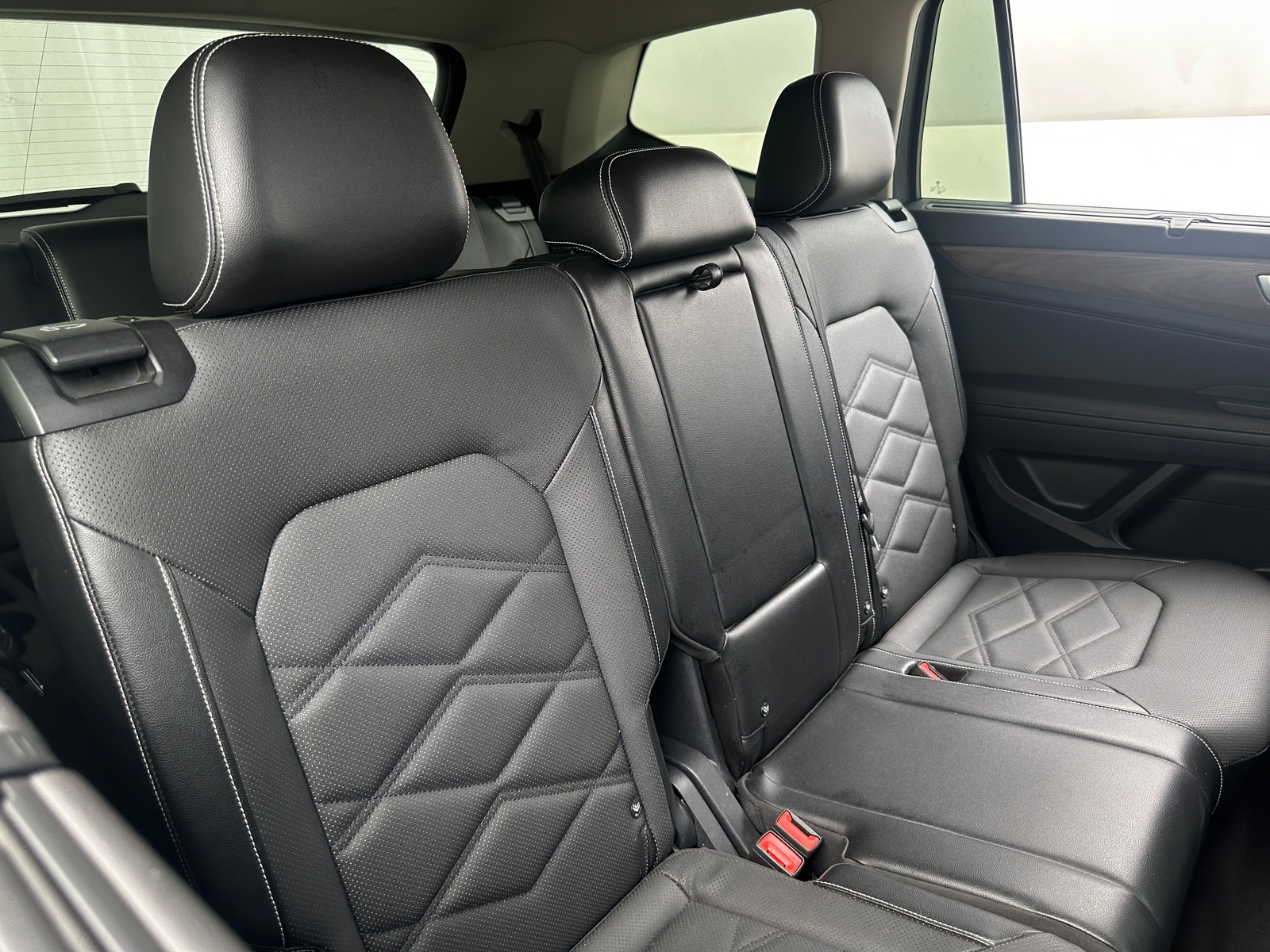 Thumbnail: 2024 Volkswagen Atlas - 6