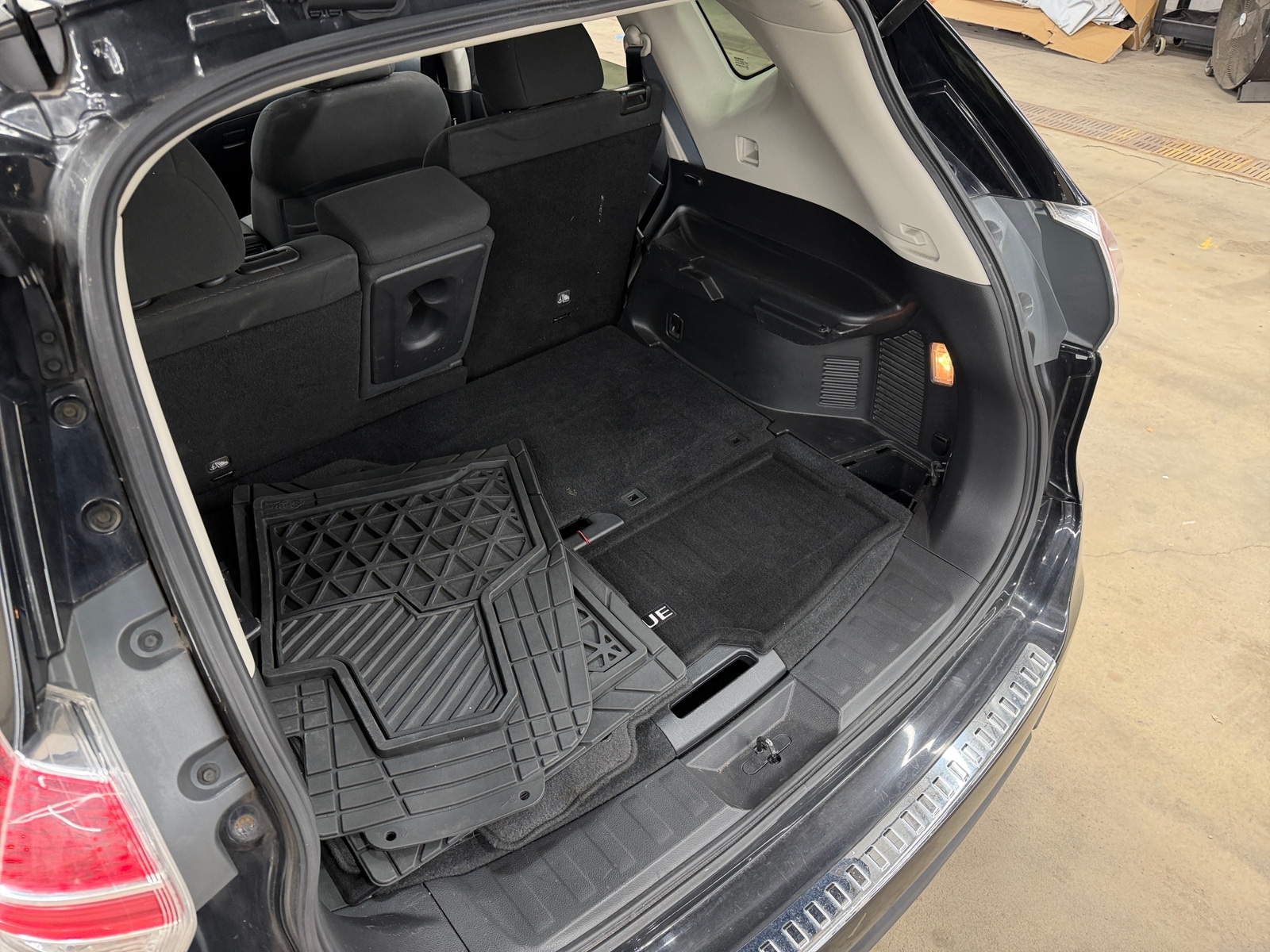 Thumbnail: 2016 Nissan Rogue - 7