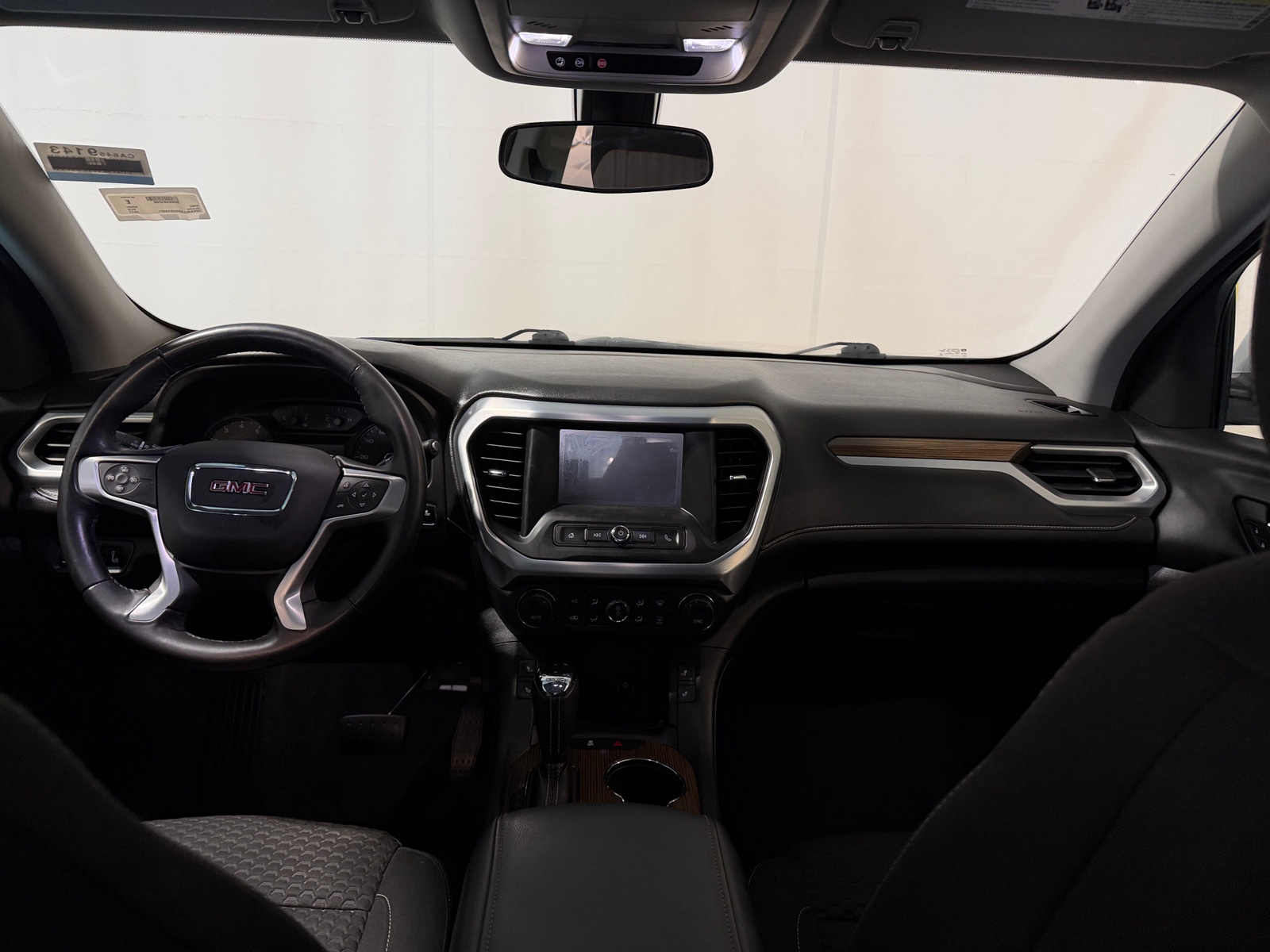 Thumbnail: 2017 GMC Acadia - 3