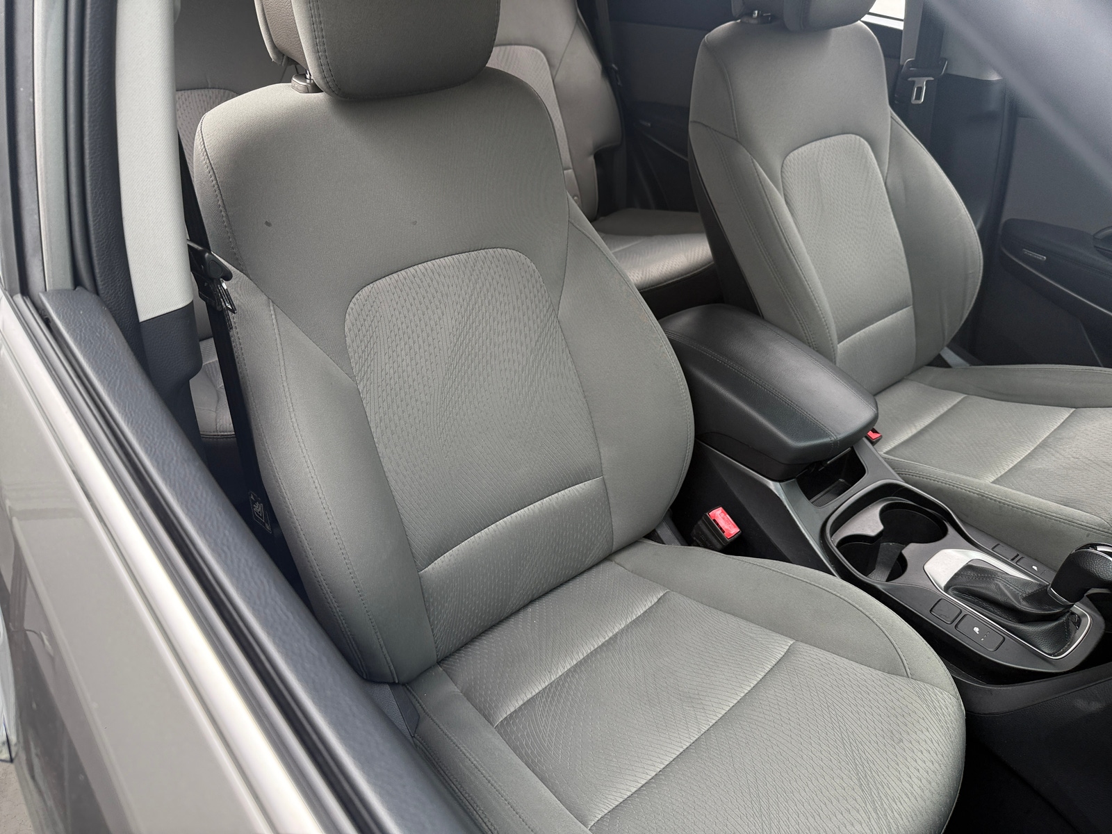 Thumbnail: 2018 Hyundai Santa Fe - 2