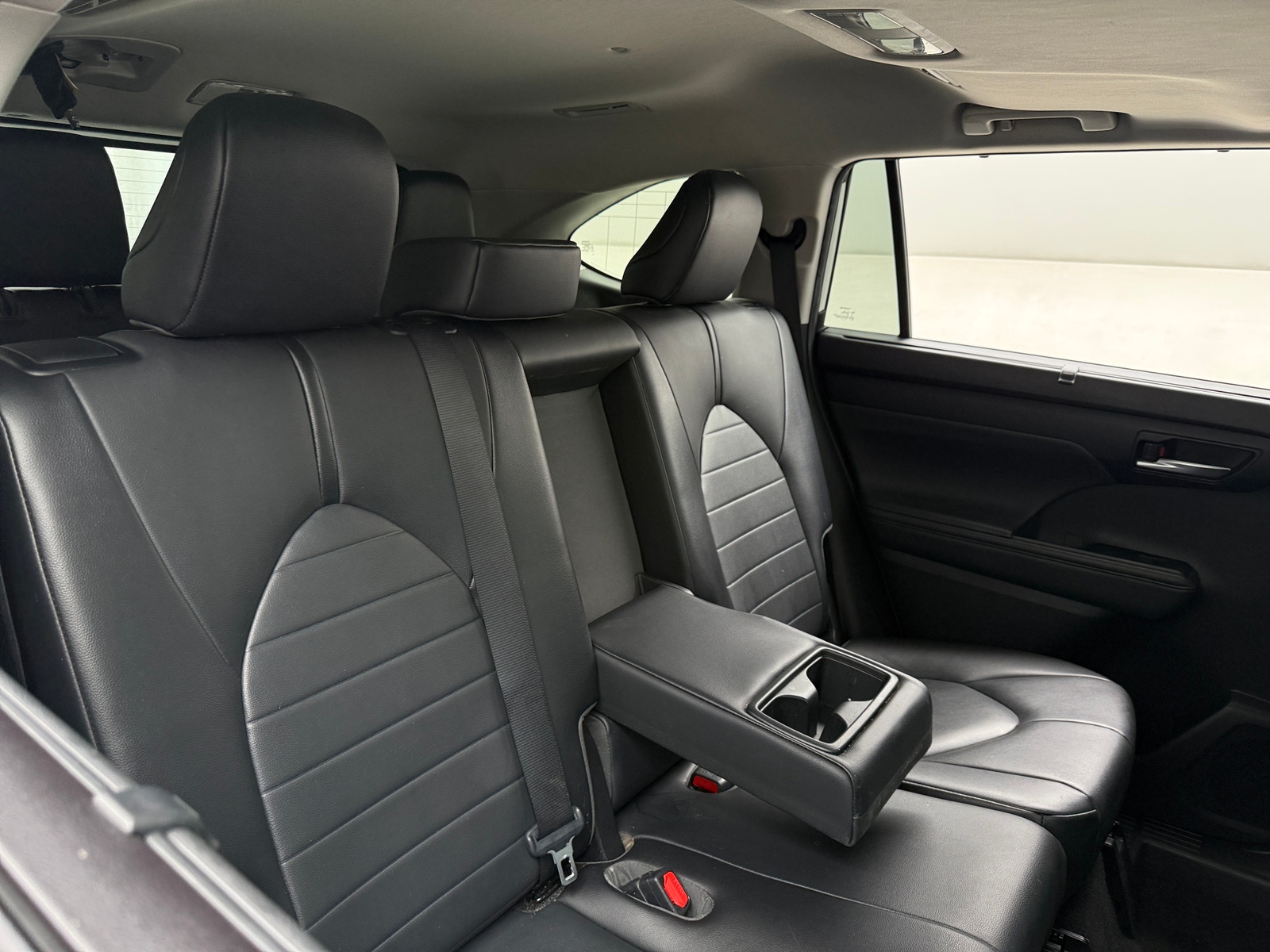 Thumbnail: 2020 Toyota Highlander - 5