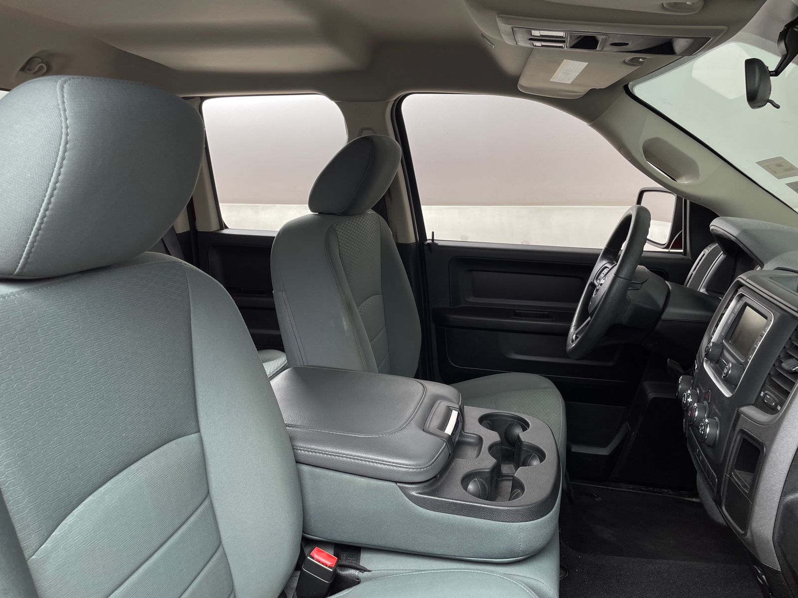 Thumbnail: 2019 RAM 1500 Classic - 2