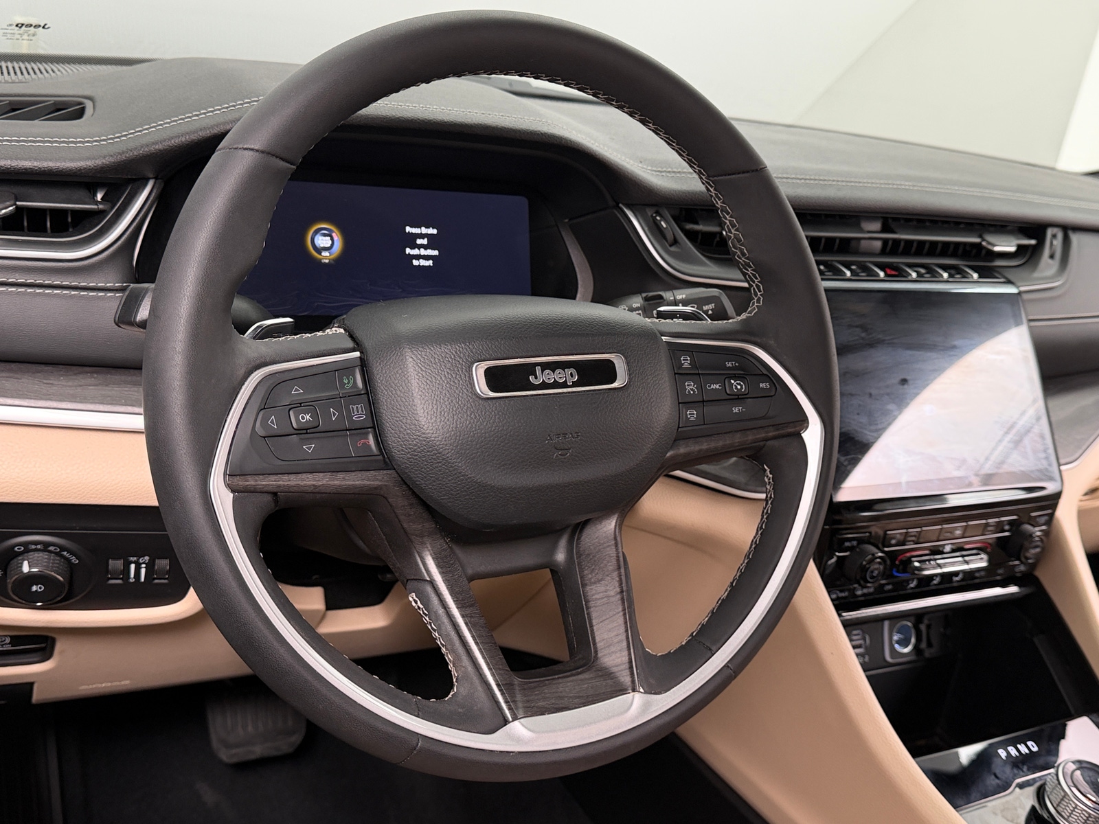 Thumbnail: 2024 Jeep Grand Cherokee L - 4