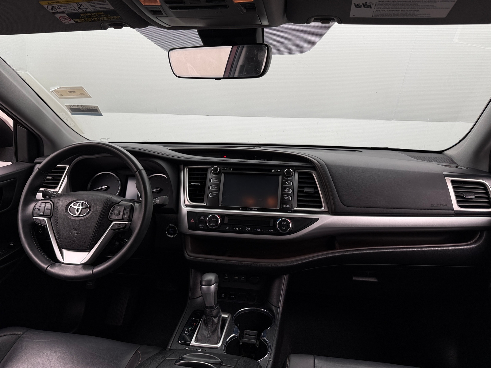 Thumbnail: 2019 Toyota Highlander - 2
