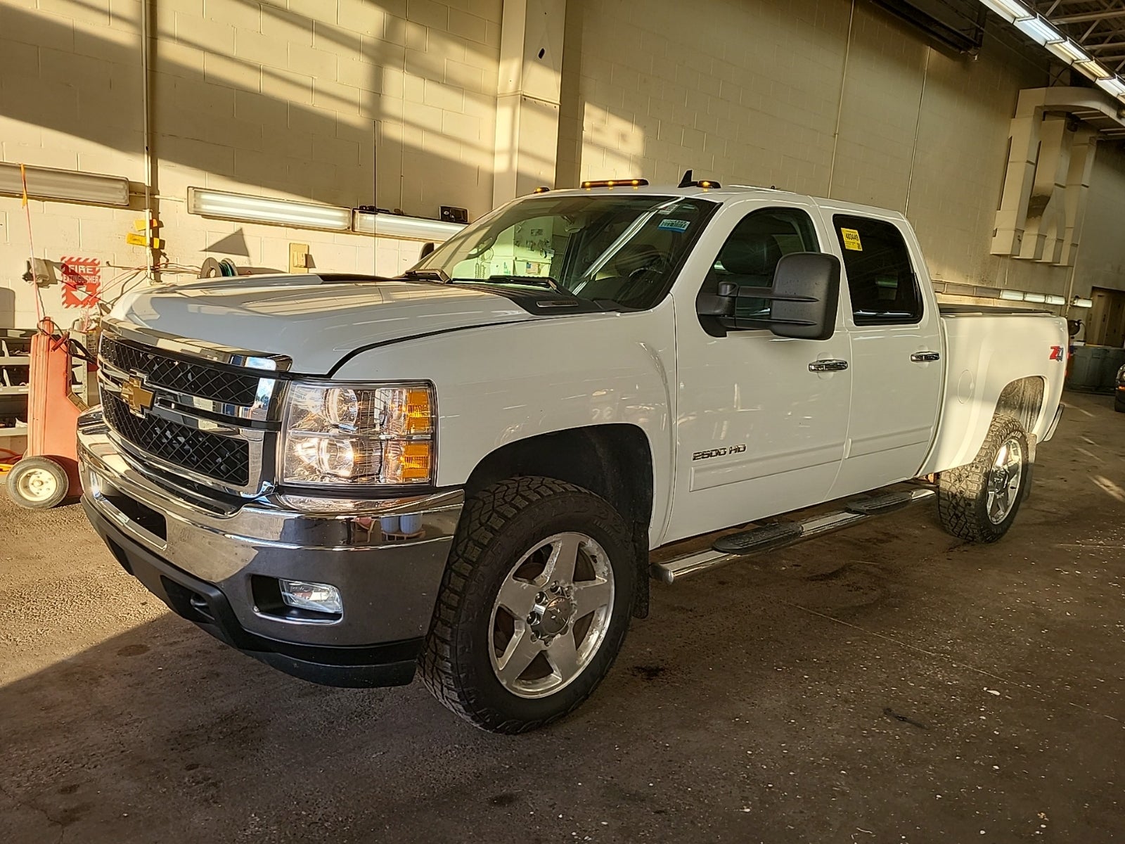 2013 Chevrolet Silverado 2500HD 4WD Crew Cab 153.7" LTZ