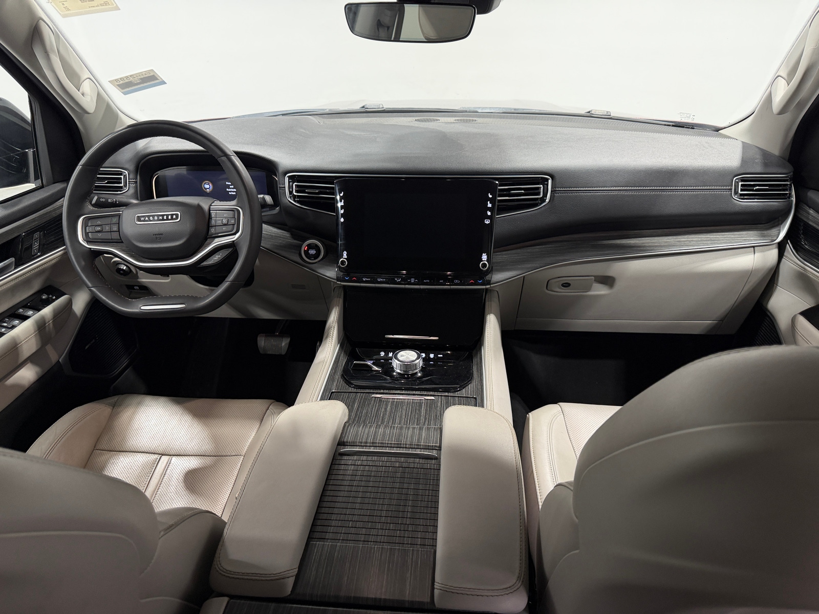 Thumbnail: 2024 Jeep Wagoneer - 2