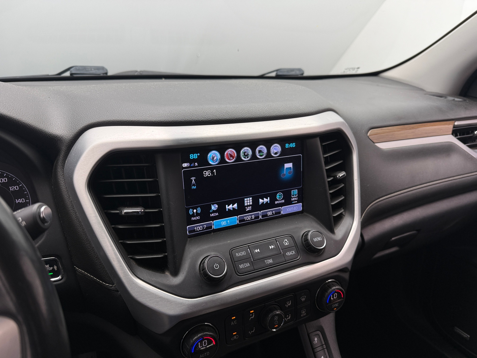 Thumbnail: 2018 GMC Acadia - 4