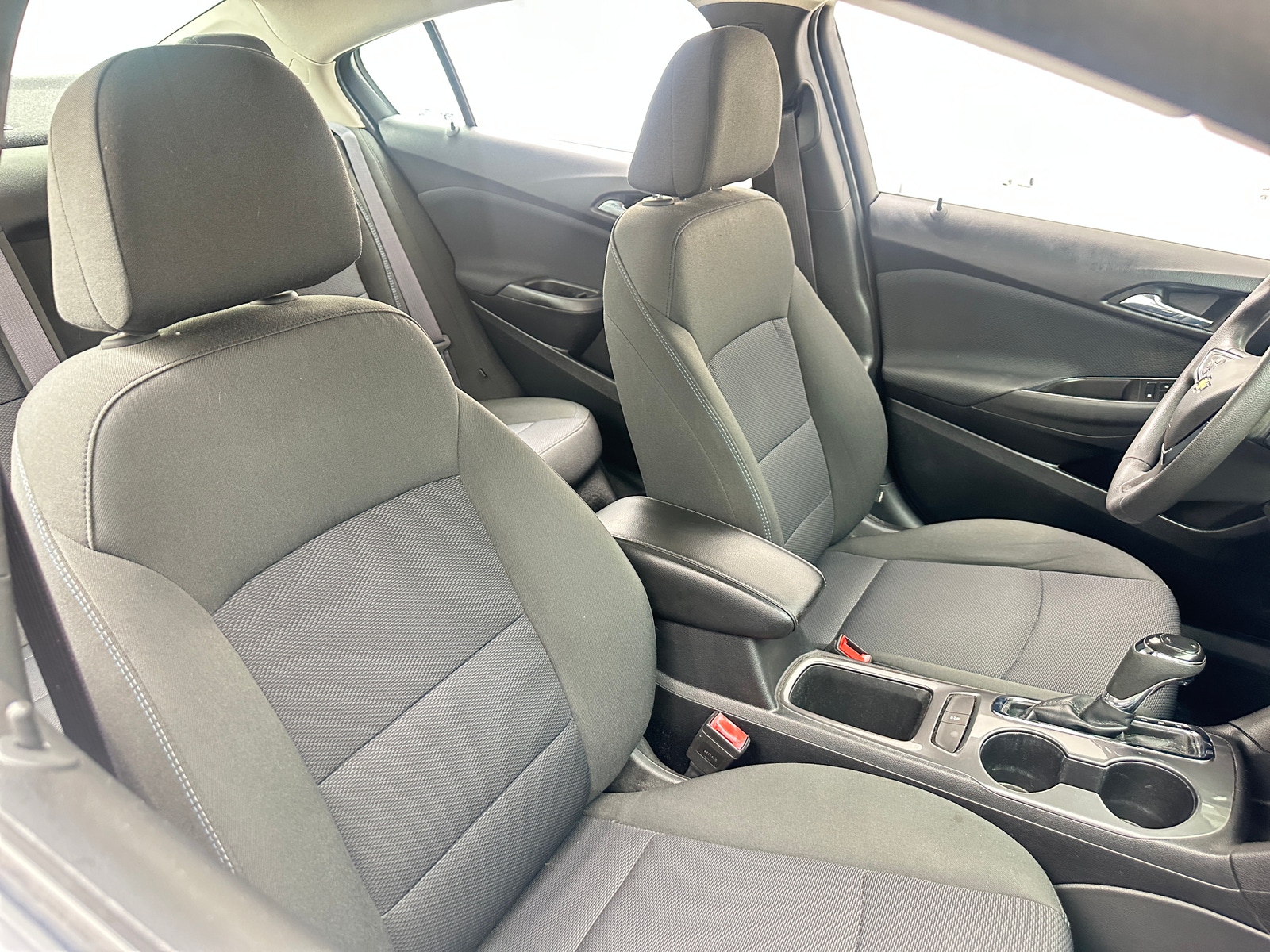 Thumbnail: 2016 Chevrolet Cruze - 2