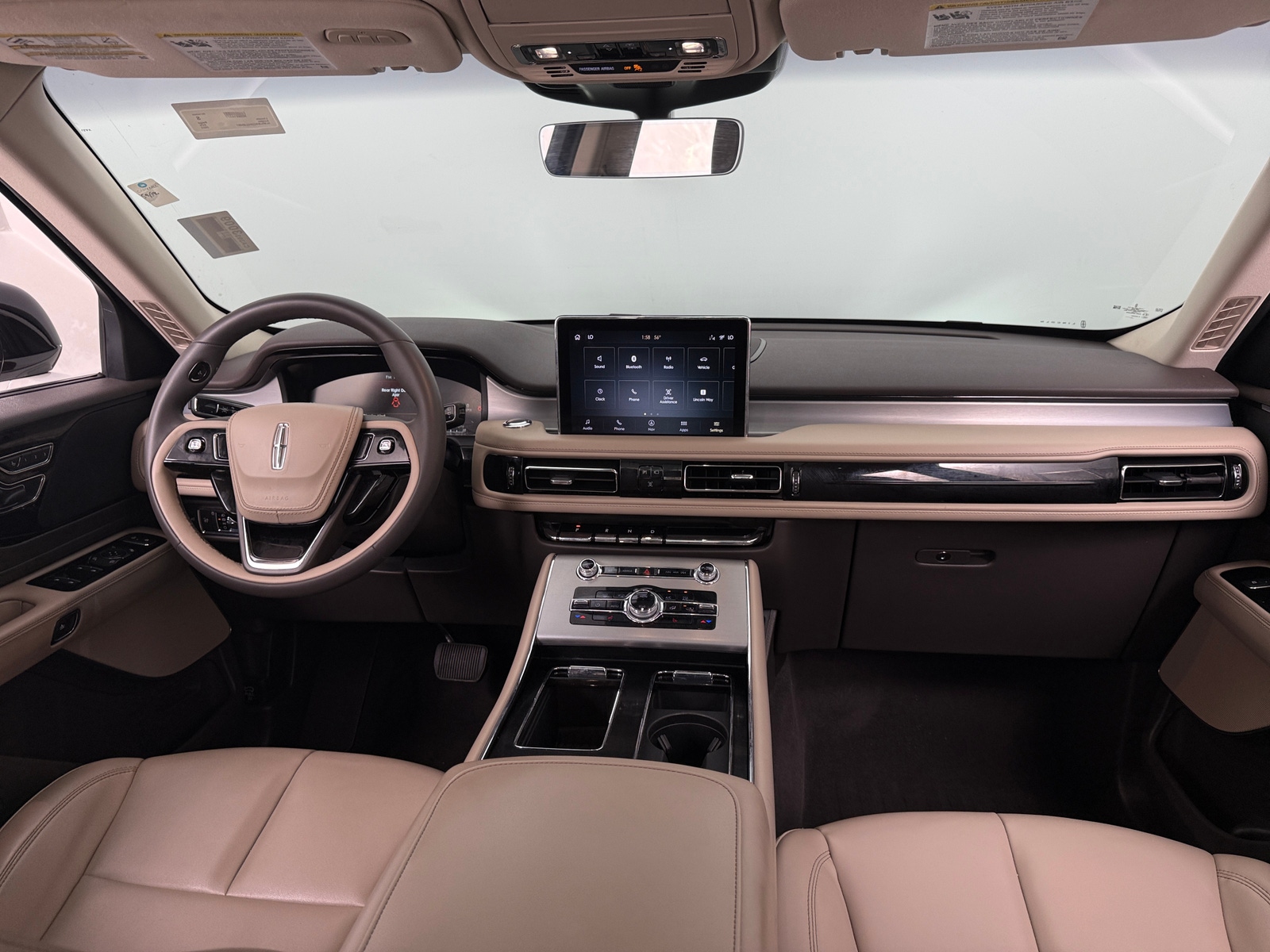 Thumbnail: 2023 Lincoln Aviator - 2