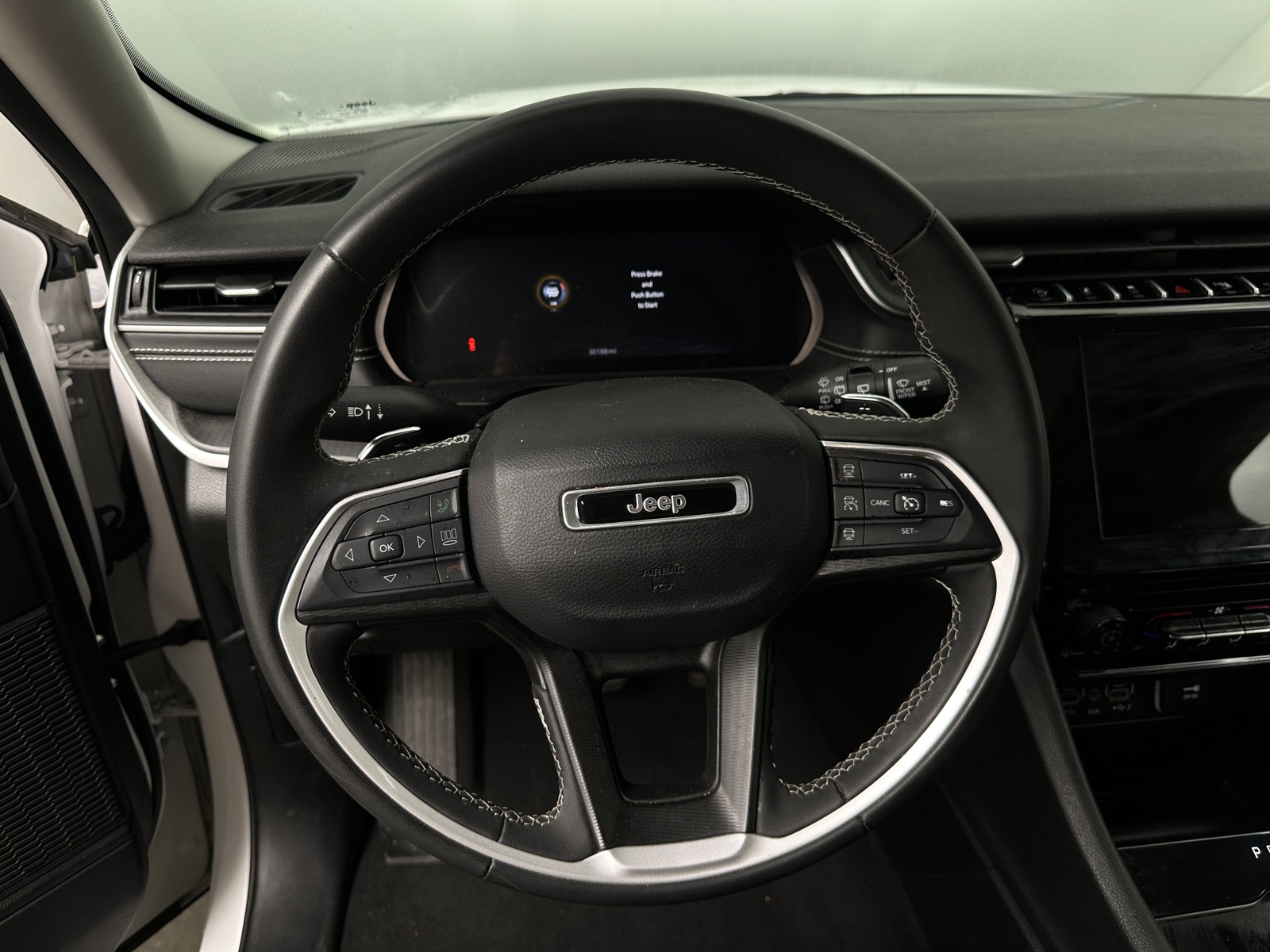 Thumbnail: 2023 Jeep Grand Cherokee - 5