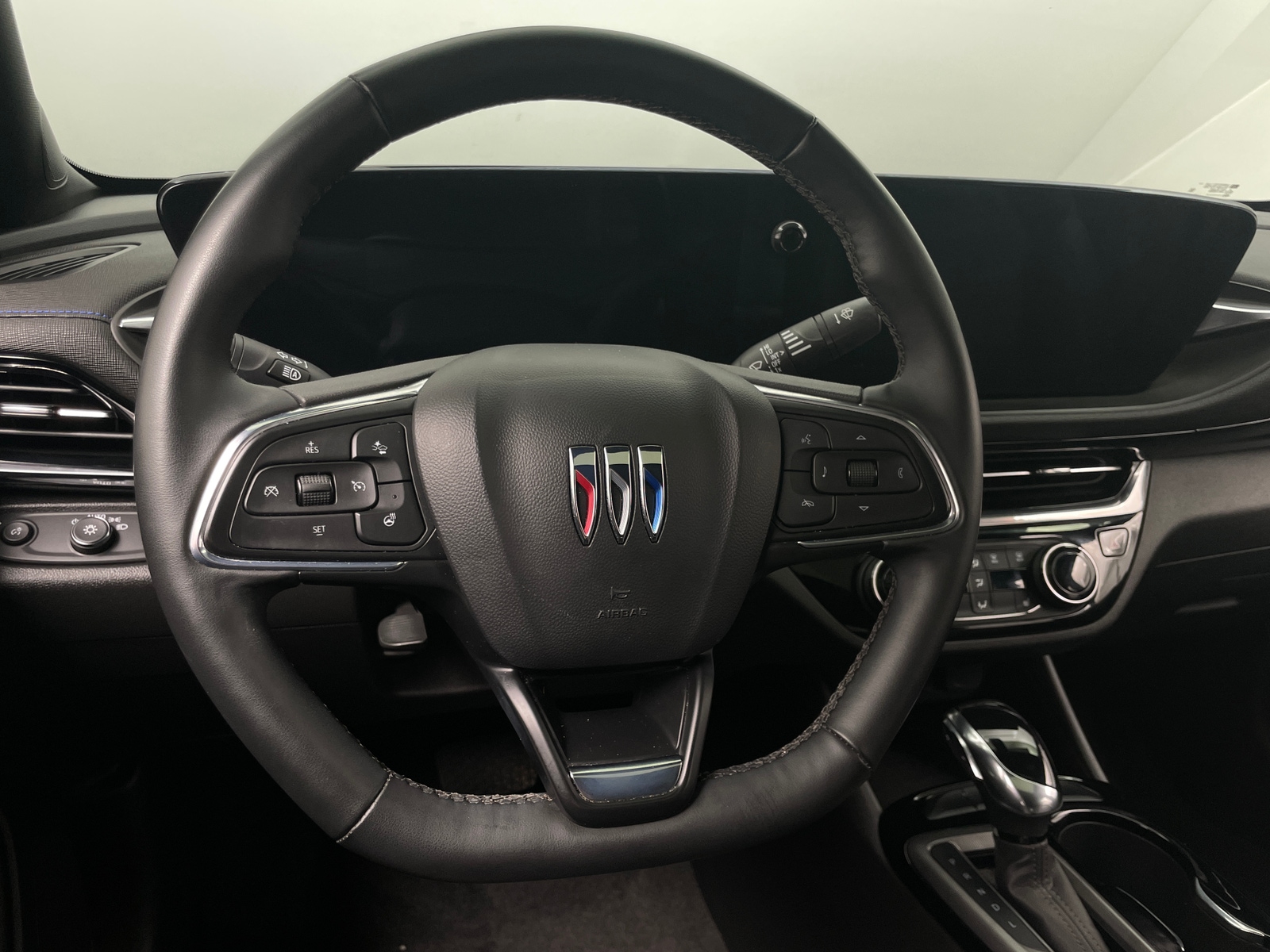 Thumbnail: 2024 Buick Envista - 4