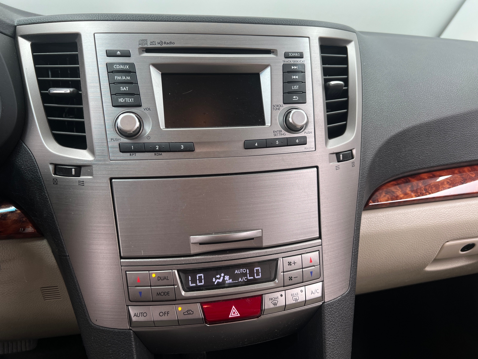 Thumbnail: 2012 Subaru Outback - 3