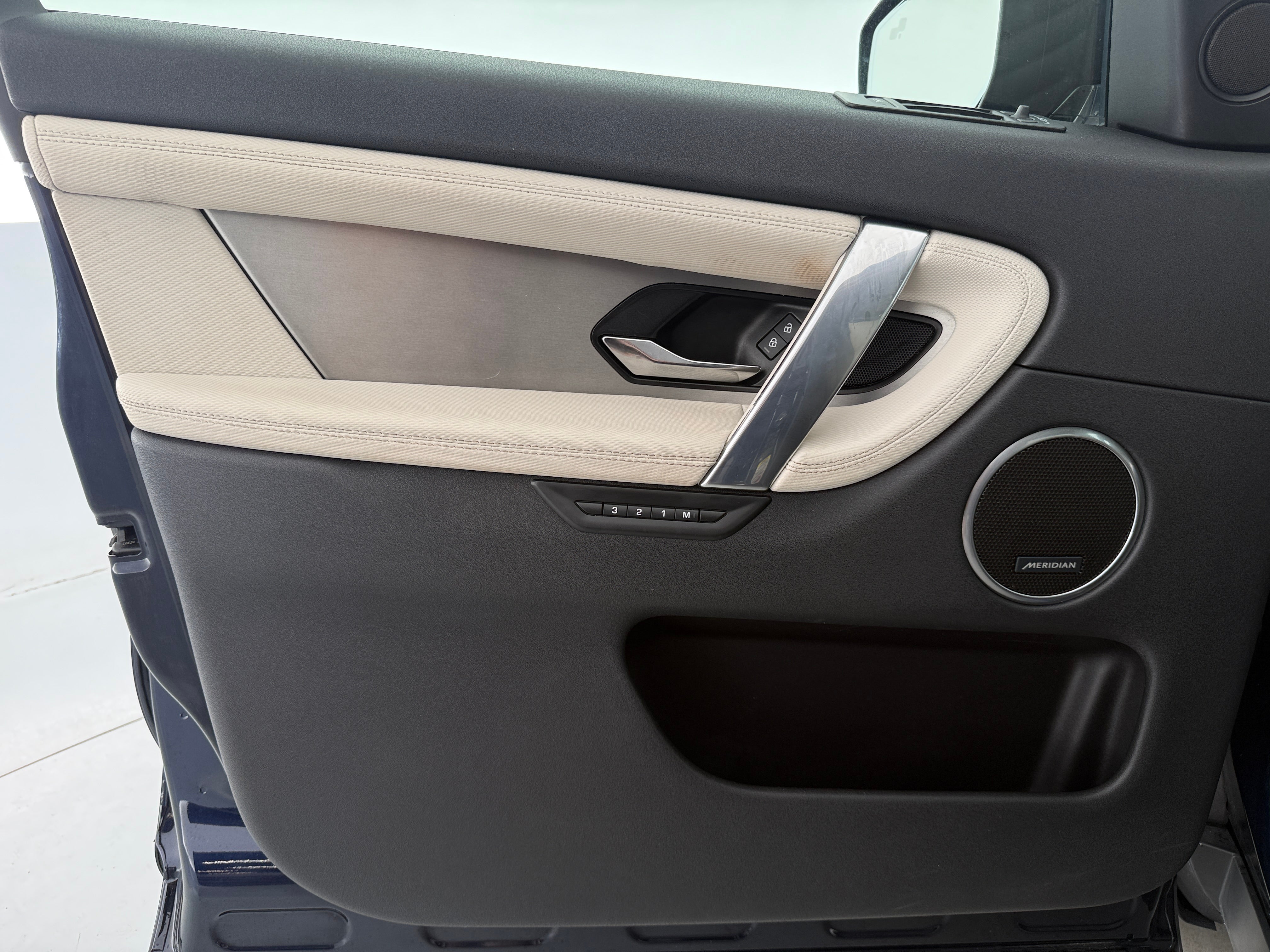 2023 Land Rover Discovery Sport