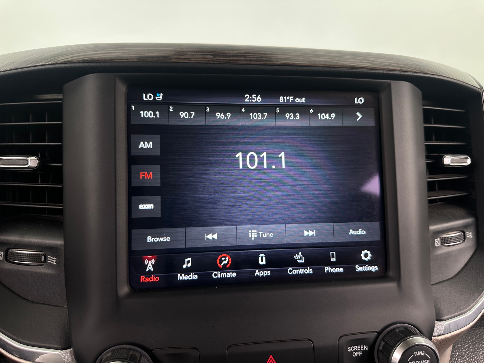 Thumbnail: 2020 RAM 1500 - 3