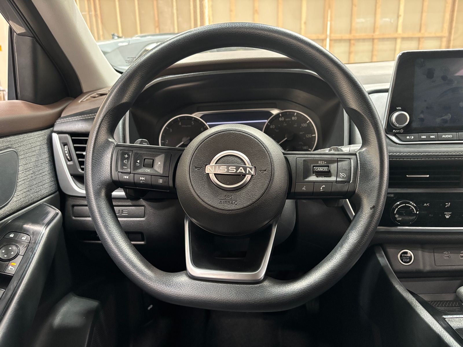 Thumbnail: 2023 Nissan Rogue - 5