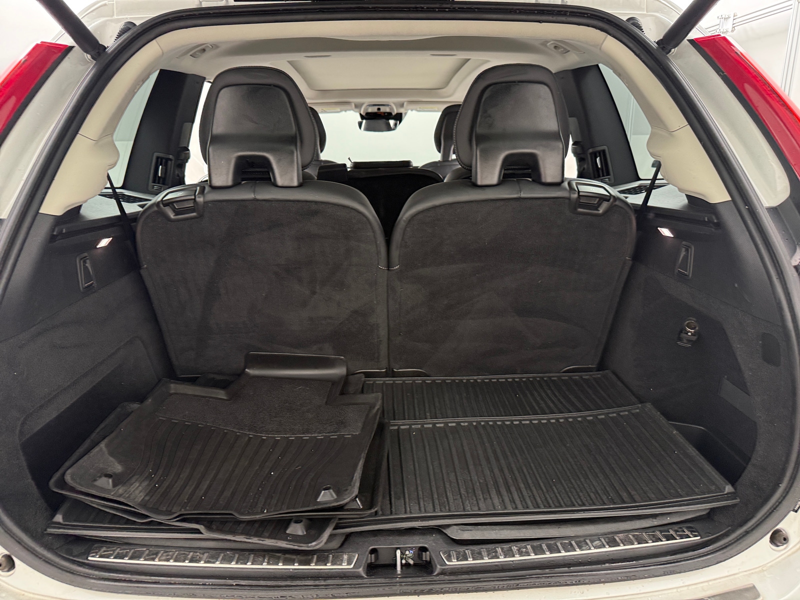 Thumbnail: 2021 Volvo XC90 - 6