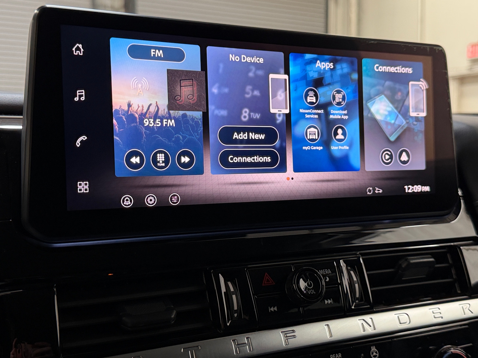 Thumbnail: 2026 Nissan Pathfinder - 3