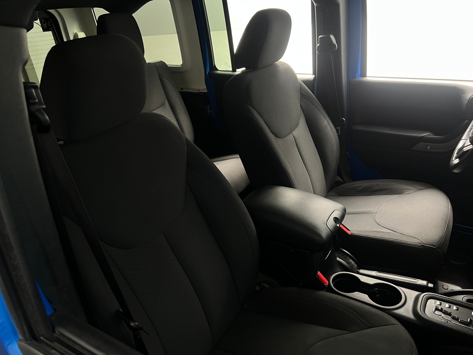 Thumbnail: 2016 Jeep Wrangler - 2