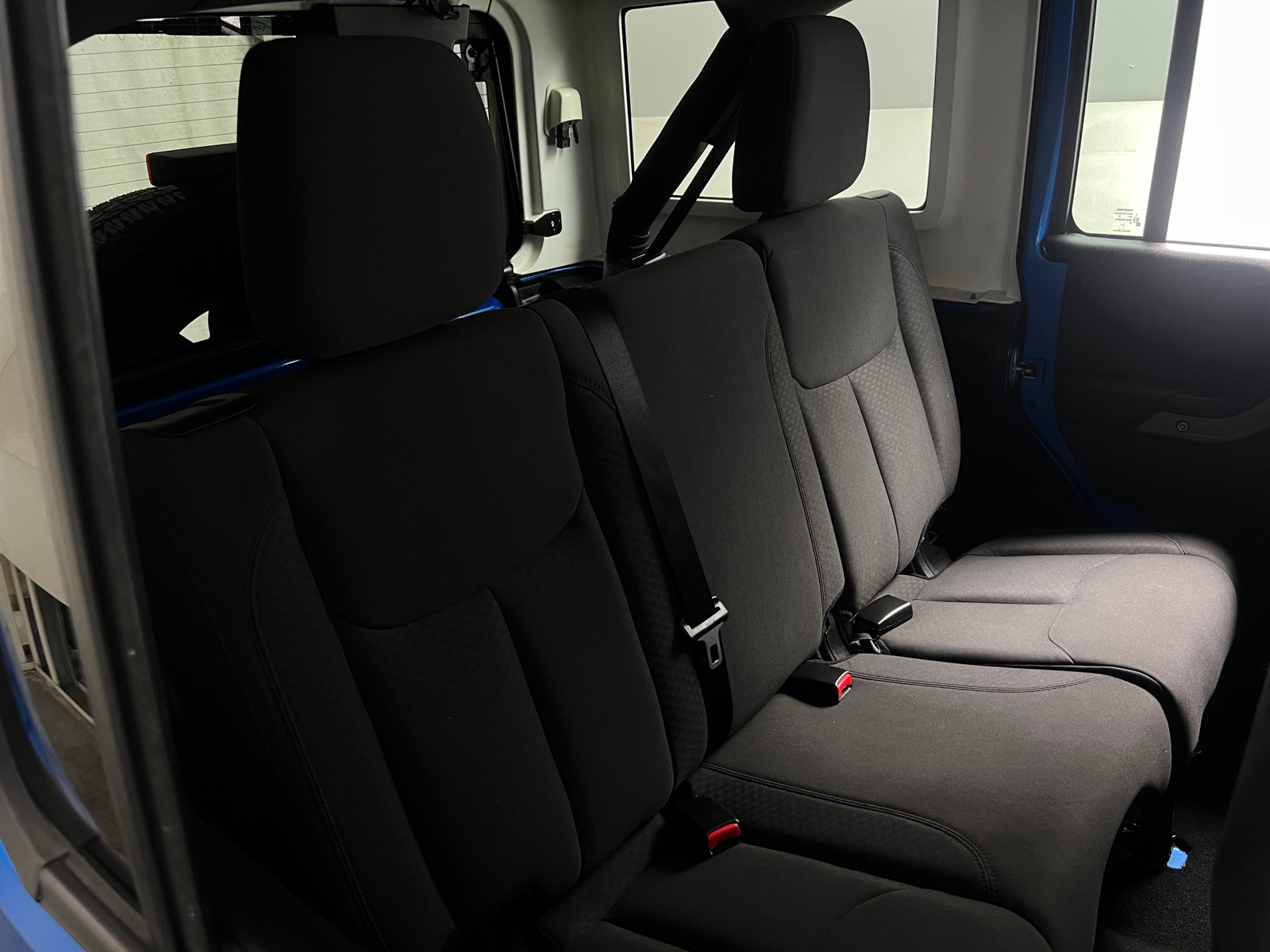 Thumbnail: 2016 Jeep Wrangler - 6