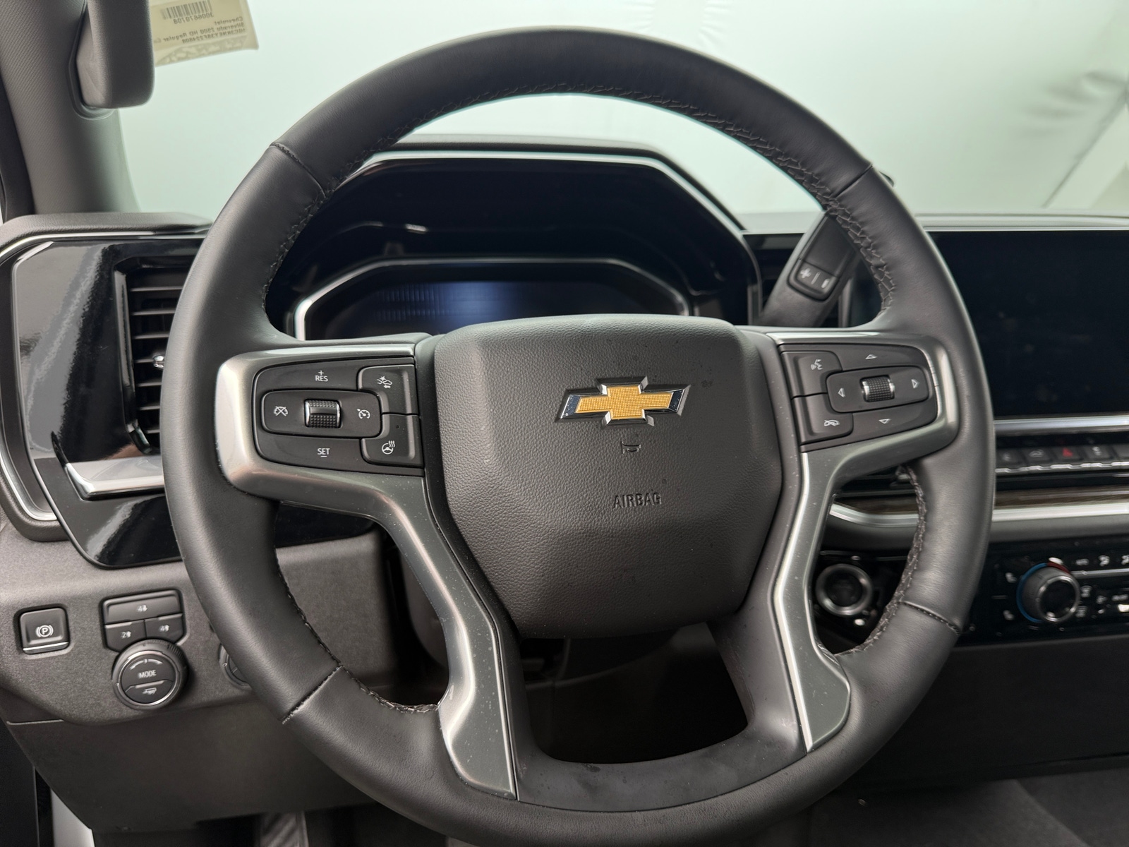 Thumbnail: 2025 Chevrolet Silverado 2500 - 5