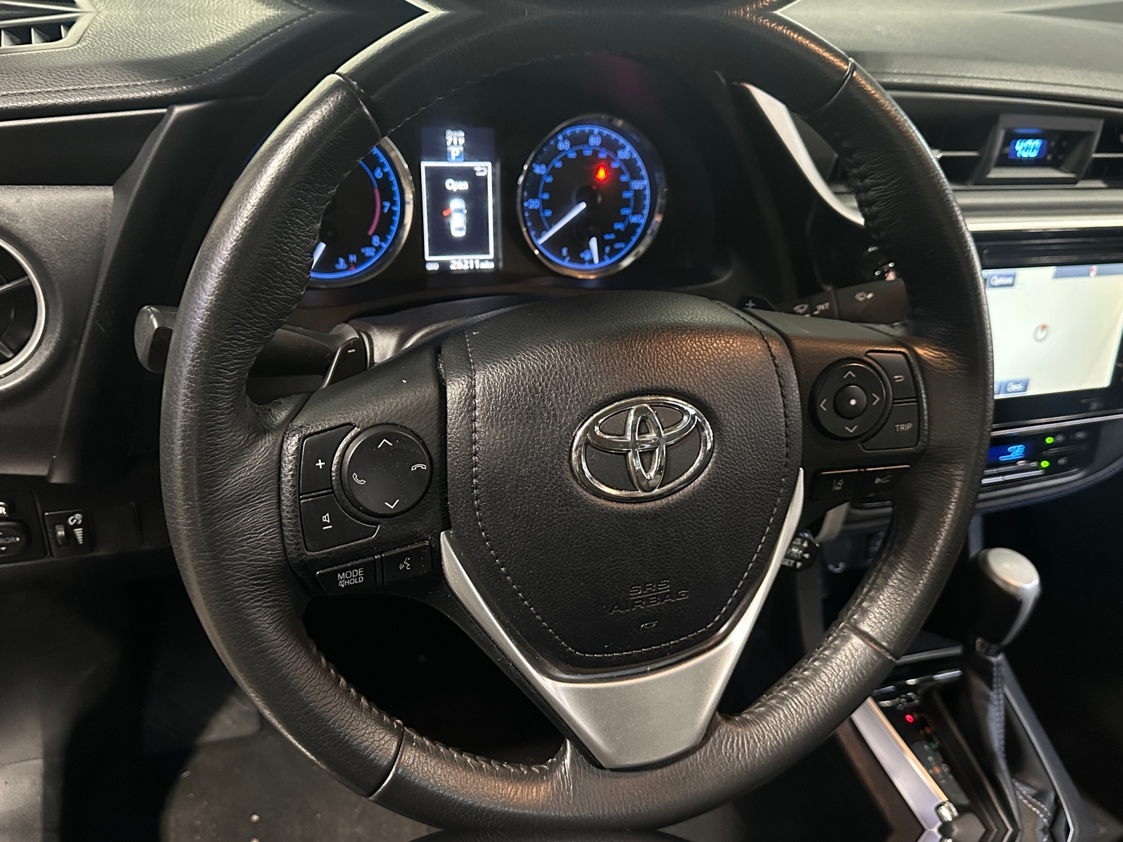 Thumbnail: 2018 Toyota Corolla - 4