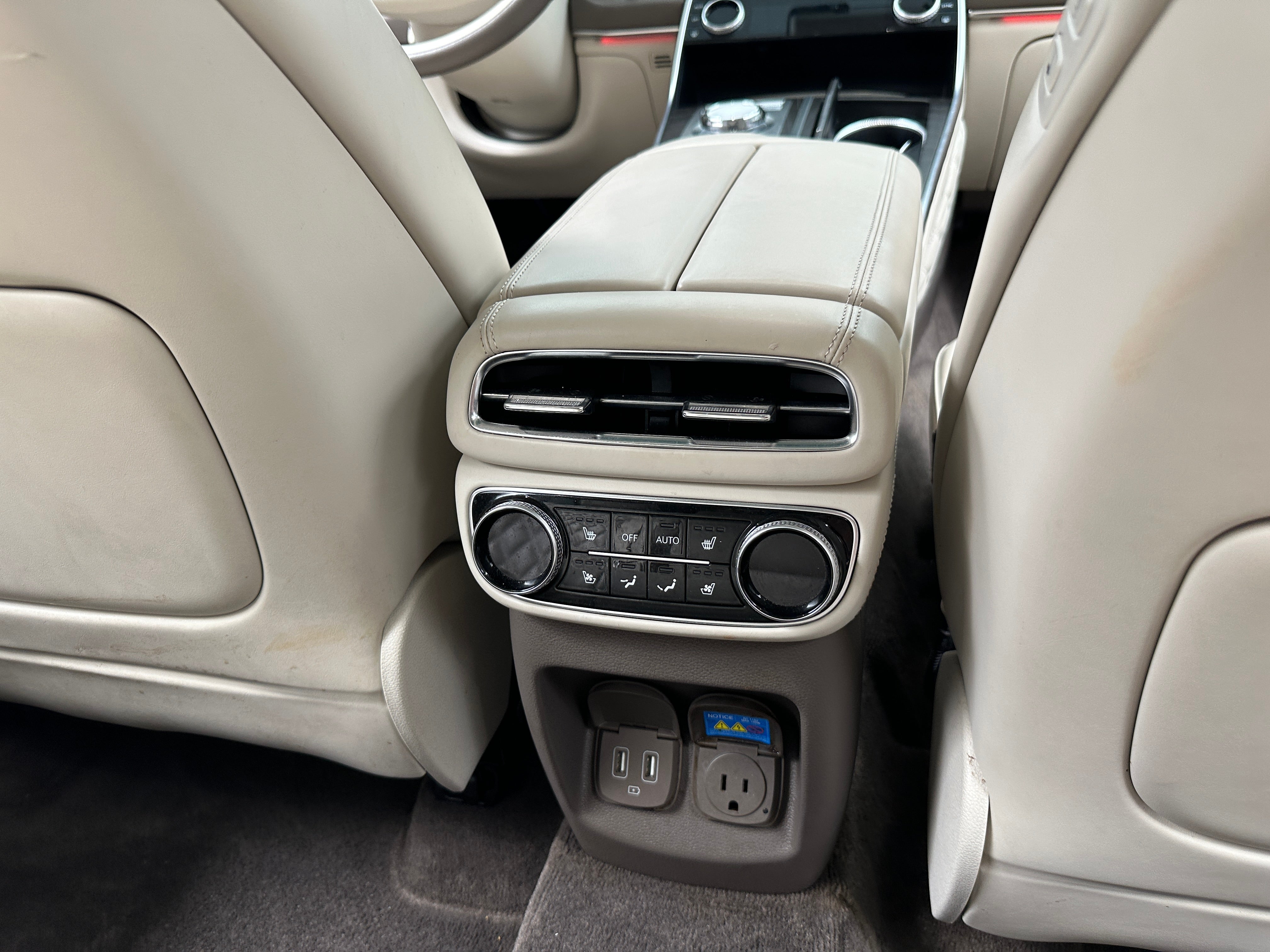 2024 GENESIS GV80 Standard
