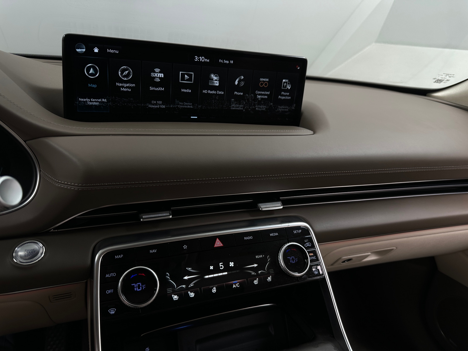 Thumbnail: 2024 Genesis GV80 - 3