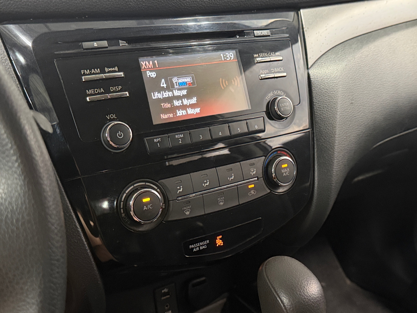 Thumbnail: 2015 Nissan Rogue - 4