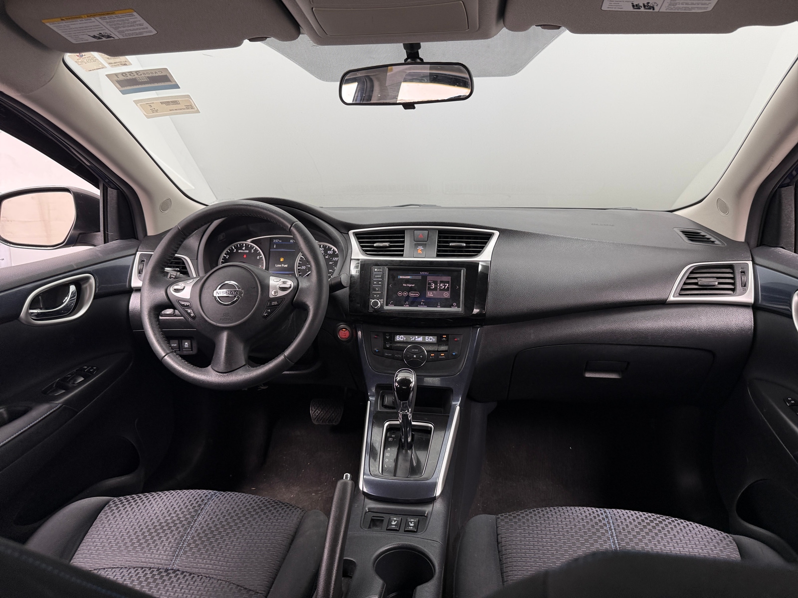 Thumbnail: 2019 Nissan Sentra - 3