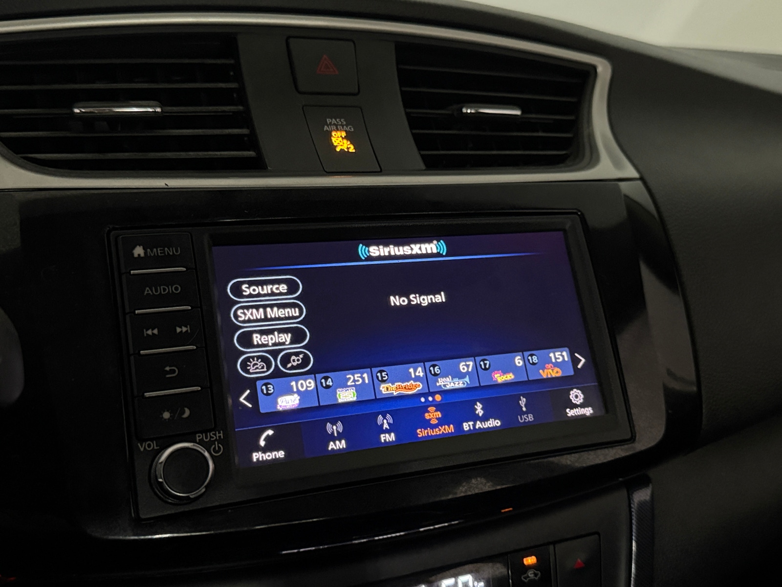 Thumbnail: 2019 Nissan Sentra - 4