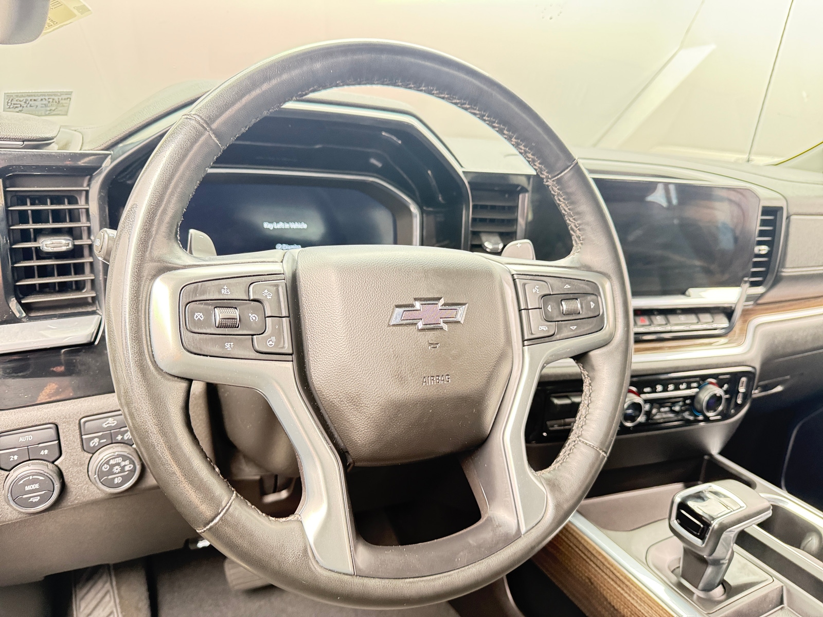 Thumbnail: 2023 Chevrolet Silverado 1500 - 5
