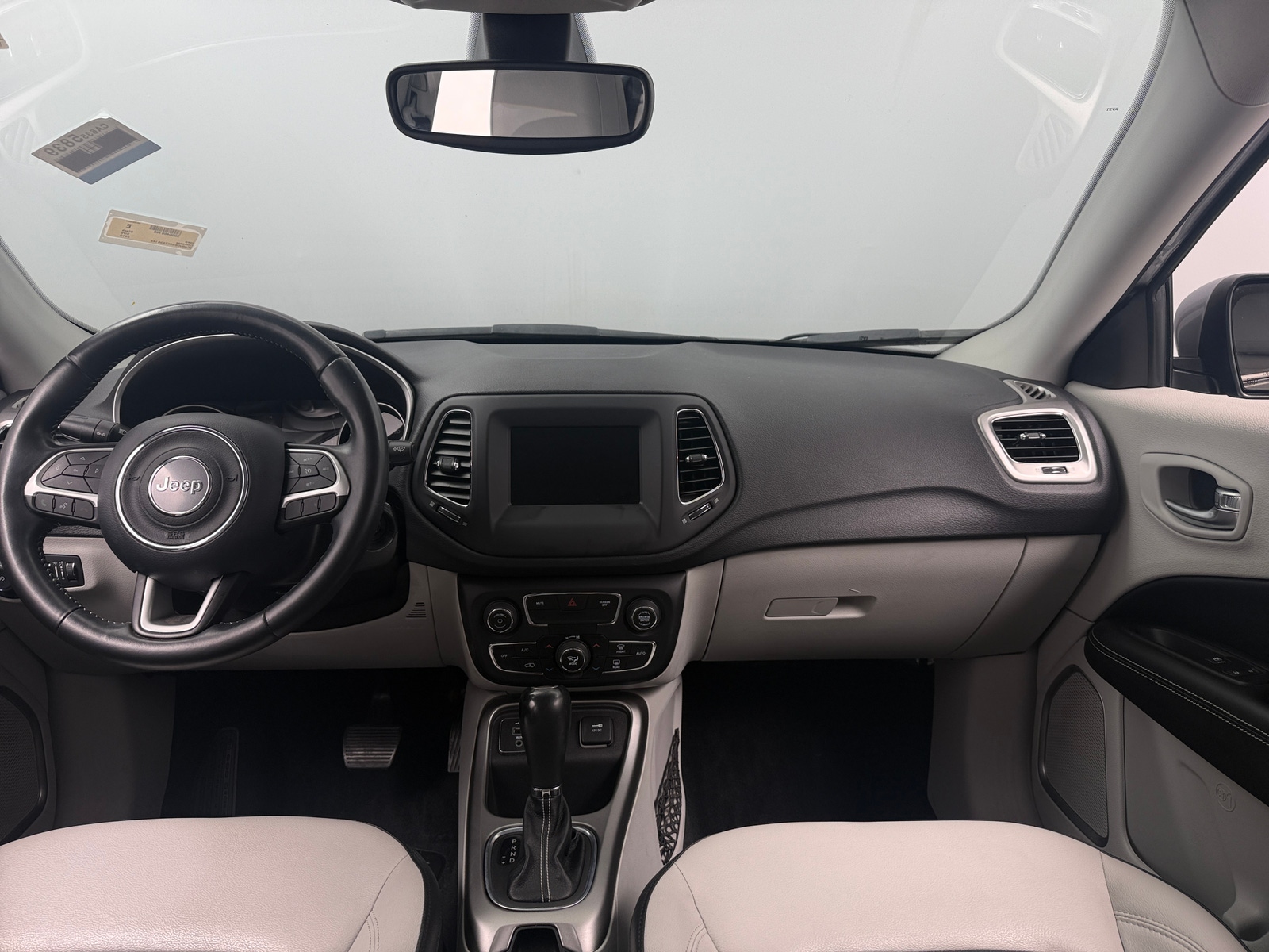 Thumbnail: 2019 Jeep Compass - 3