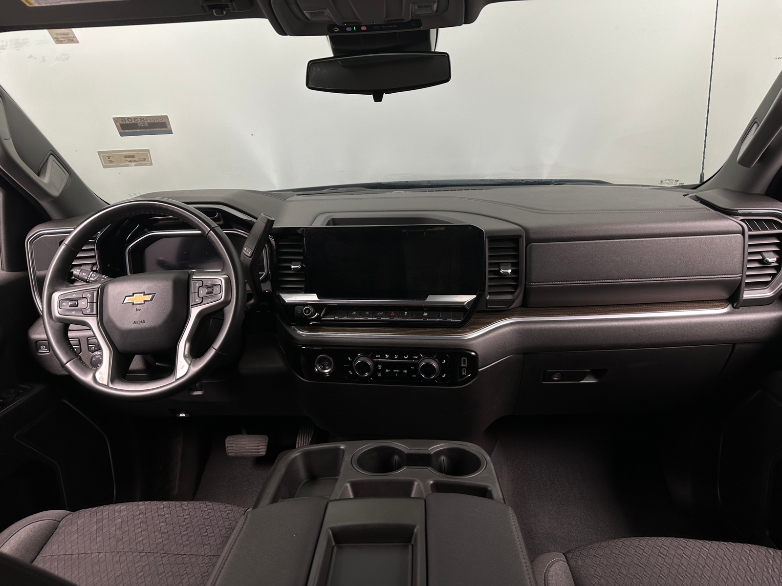 Thumbnail: 2023 Chevrolet Silverado 1500 - 3