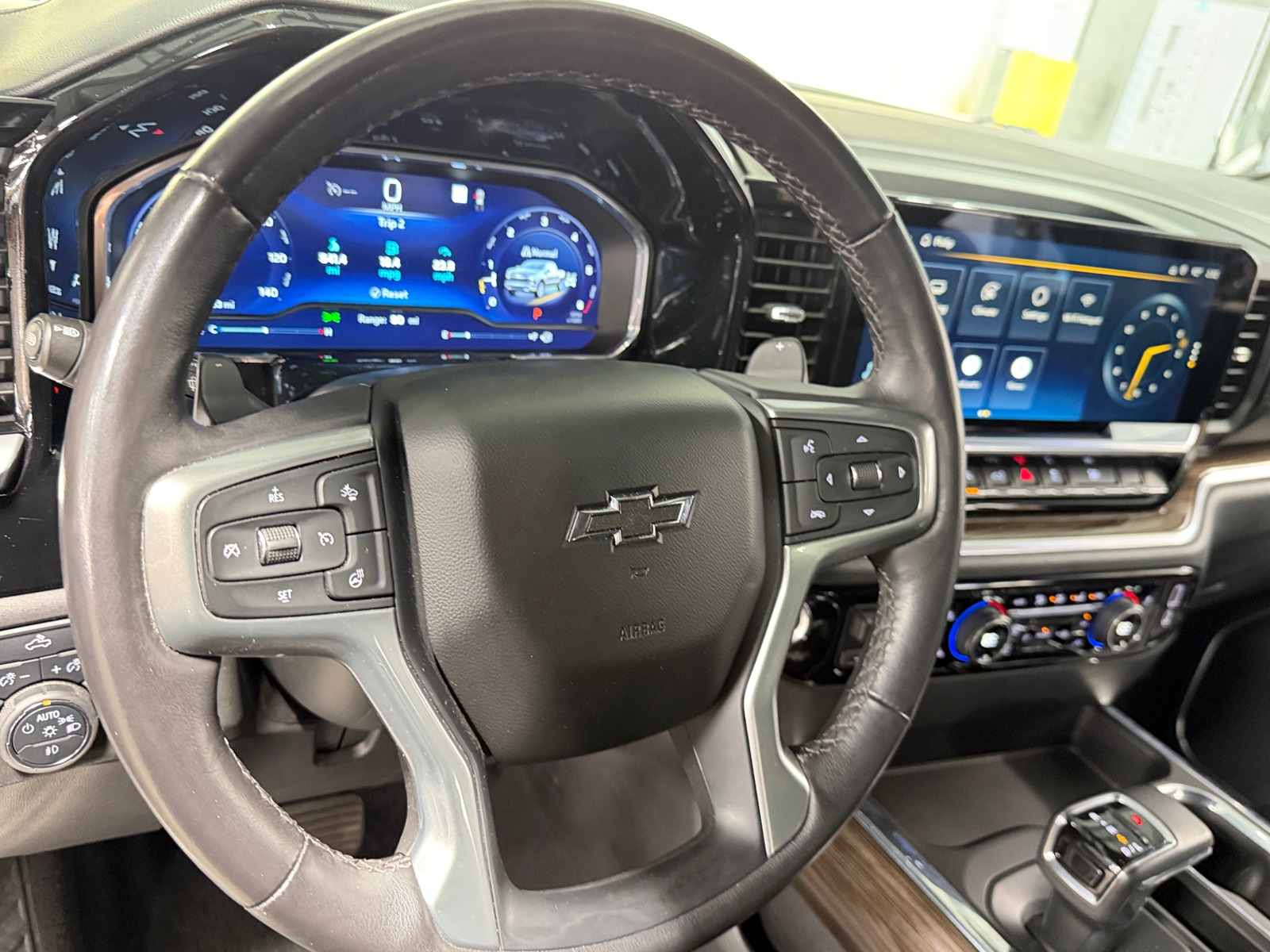 Thumbnail: 2023 Chevrolet Silverado 1500 - 5