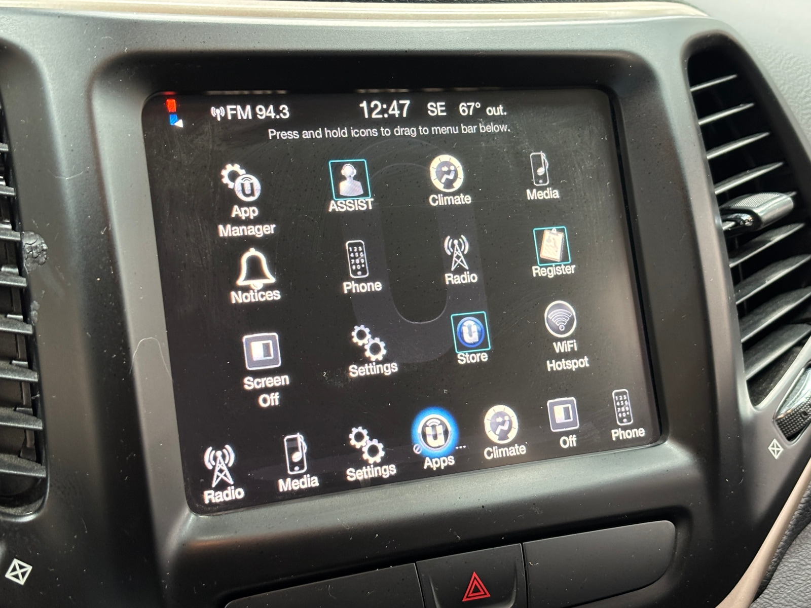 Thumbnail: 2016 Jeep Cherokee - 4