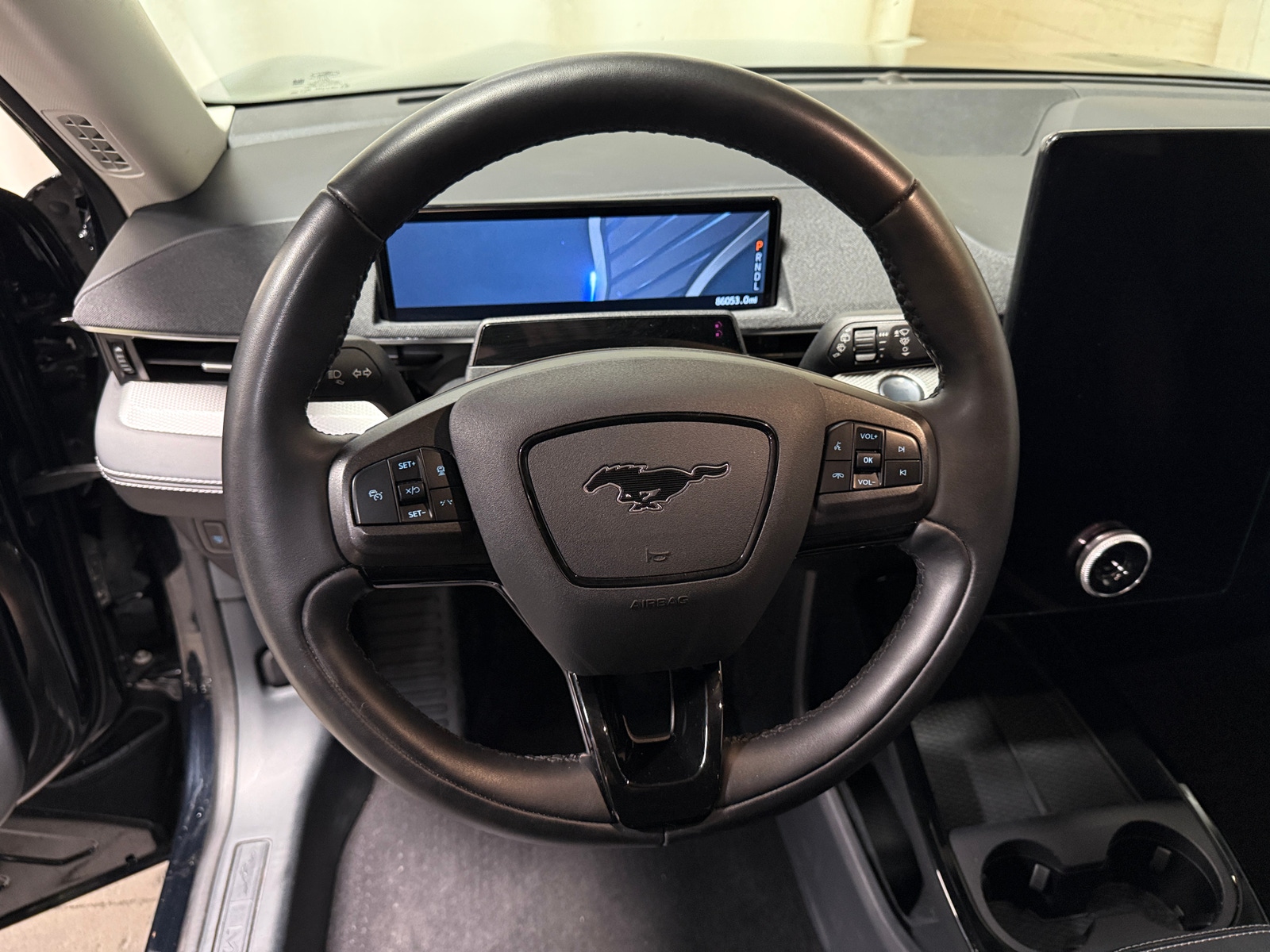 Thumbnail: 2022 Ford Mustang Mach-E - 4