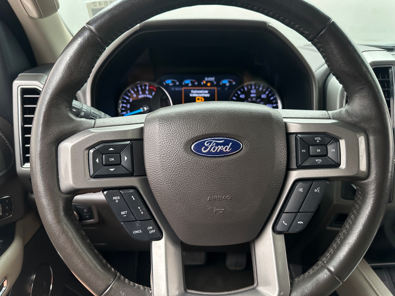 Thumbnail: 2021 Ford Expedition - 4