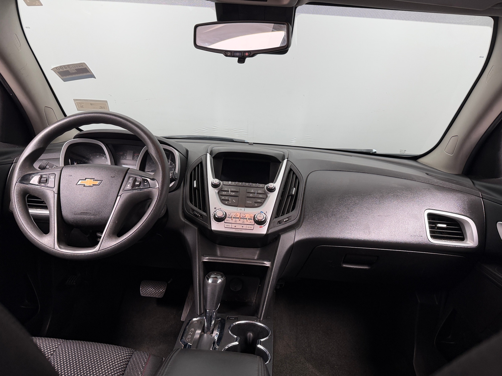 Thumbnail: 2017 Chevrolet Equinox - 3