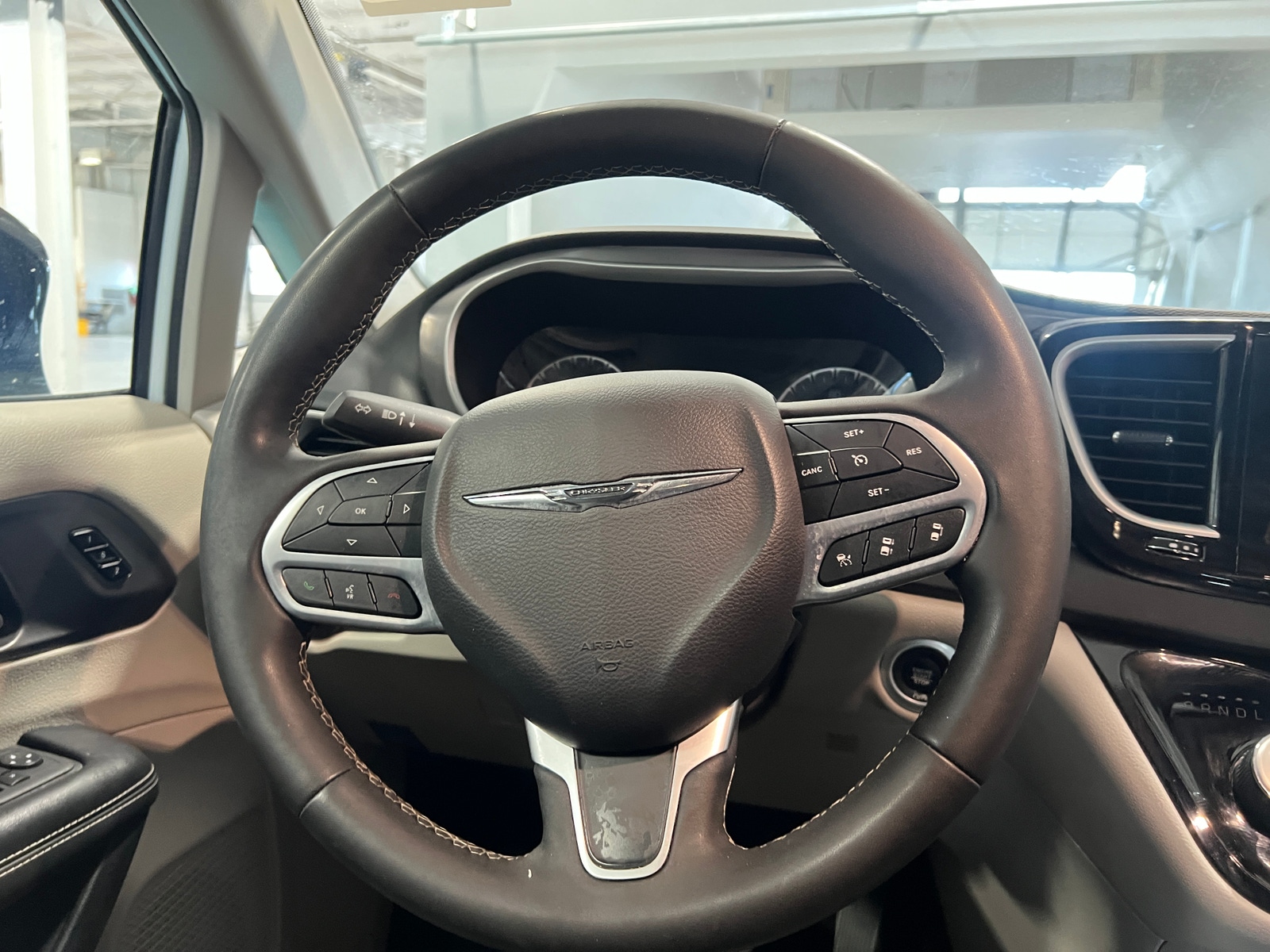 Thumbnail: 2024 Chrysler Pacifica - 4